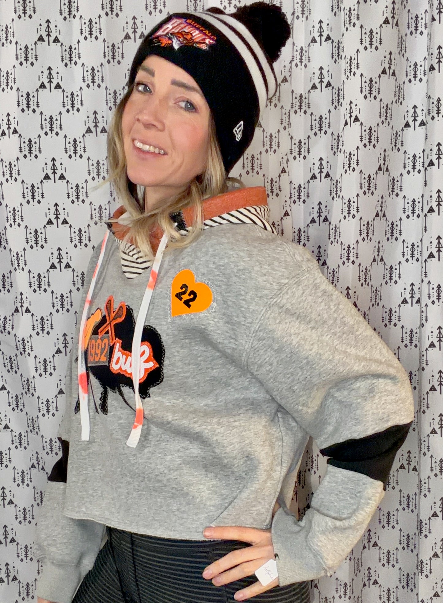 Grey Everything Buffalo Lacrosse Crop Hoodie Size- Women's L/XL