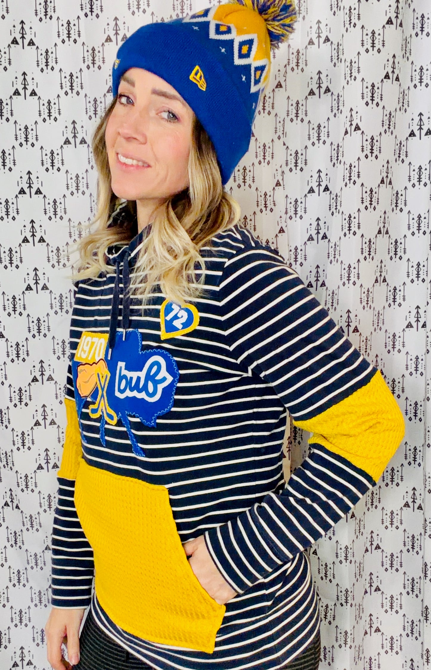 Navy Striped Everything Buffalo Hockey Cowl Size- Women's M/L