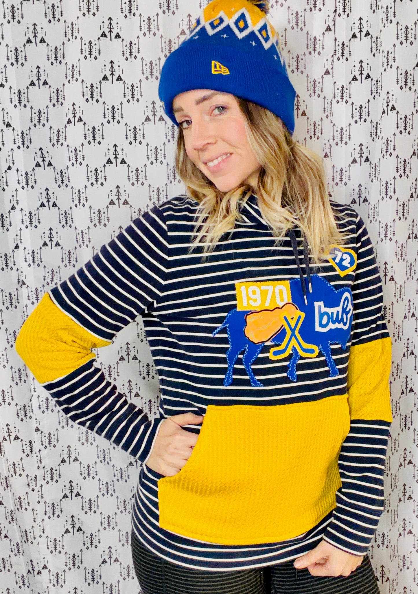 Navy Striped Everything Buffalo Hockey Cowl Size- Women's M/L