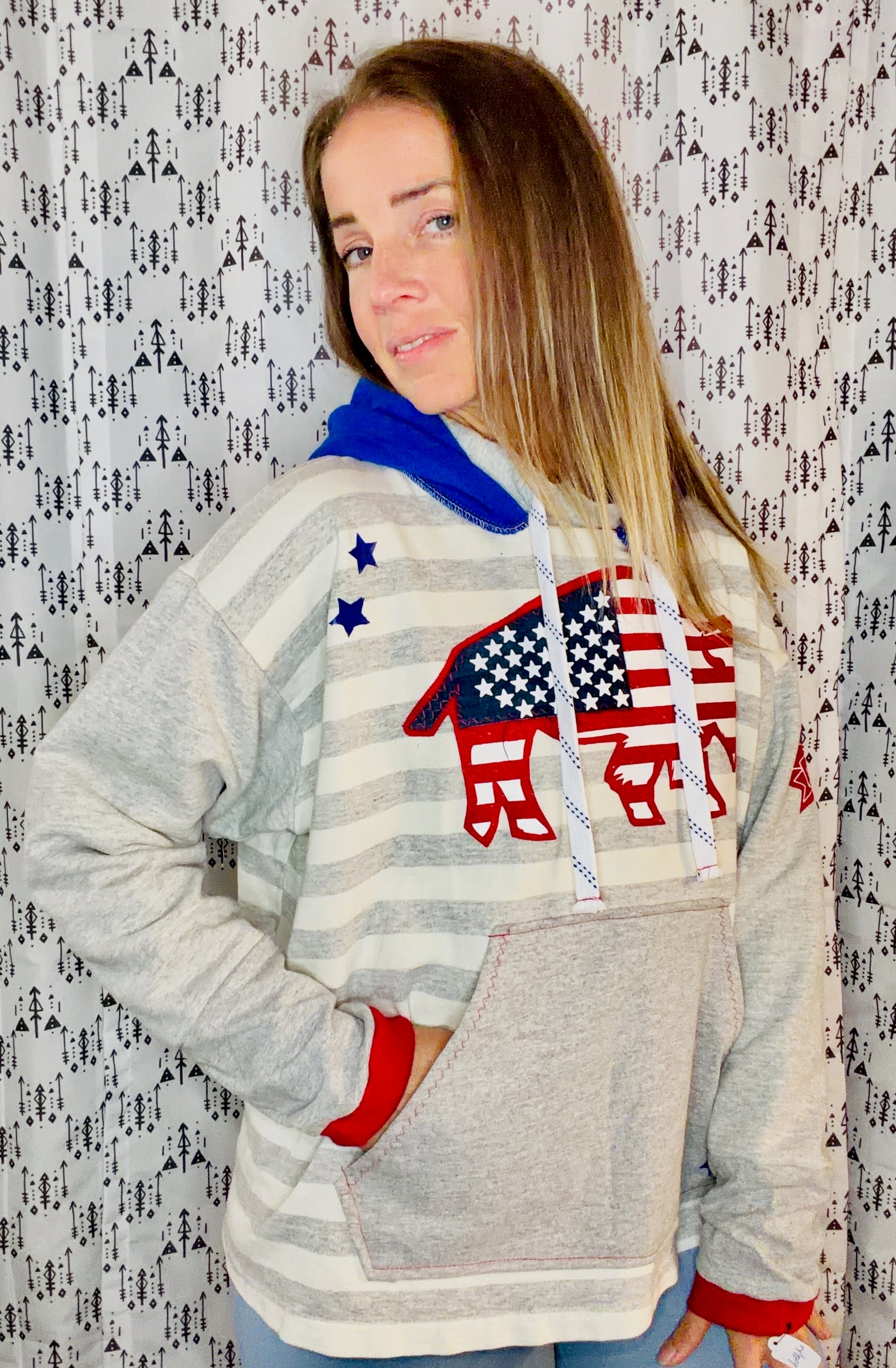 Striped Buffalo X 'Merica Hoodie Size Women's- XL/2X