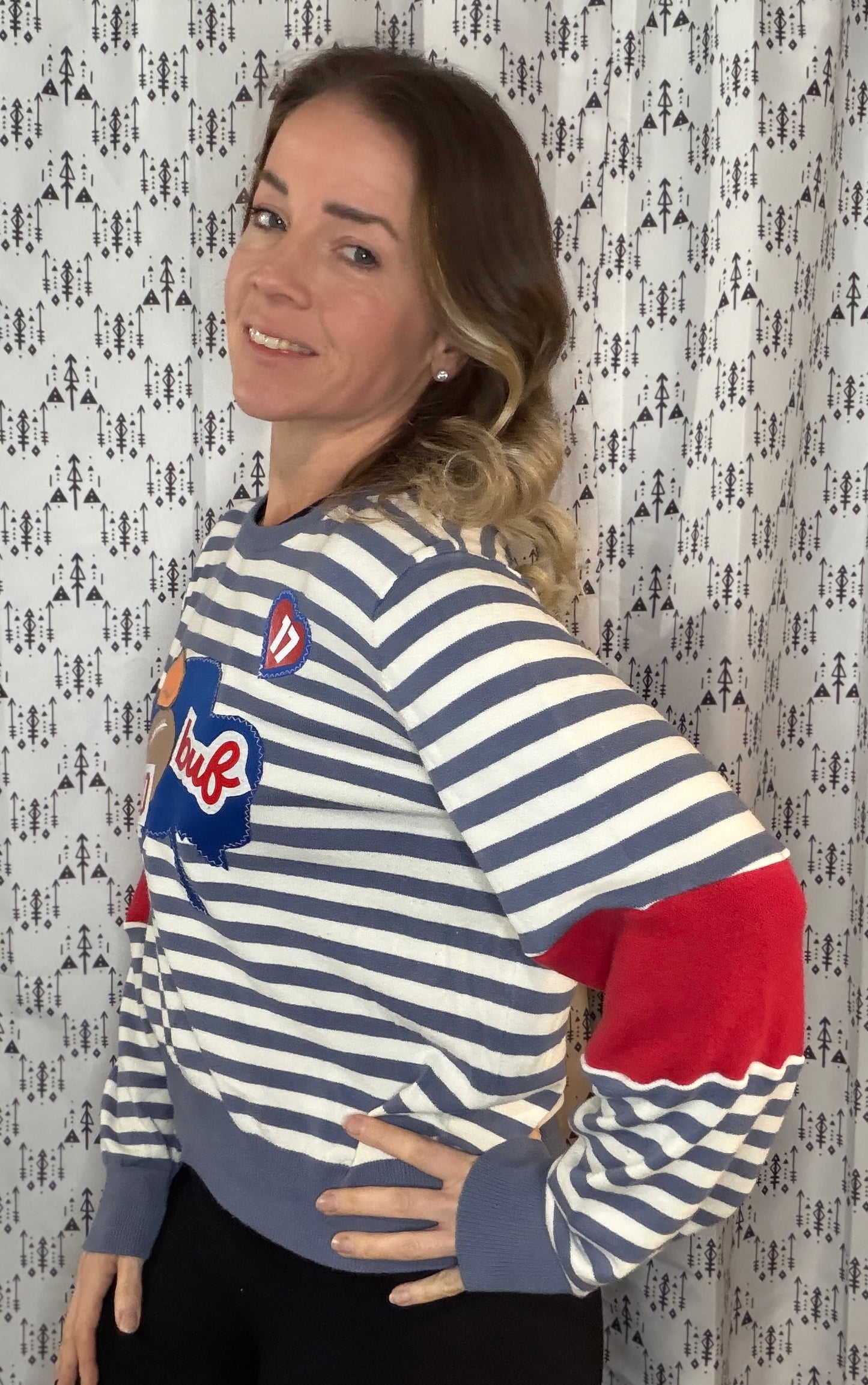 Striped Everything Buffalo Football Crewneck Sweater Size- Women's M/L