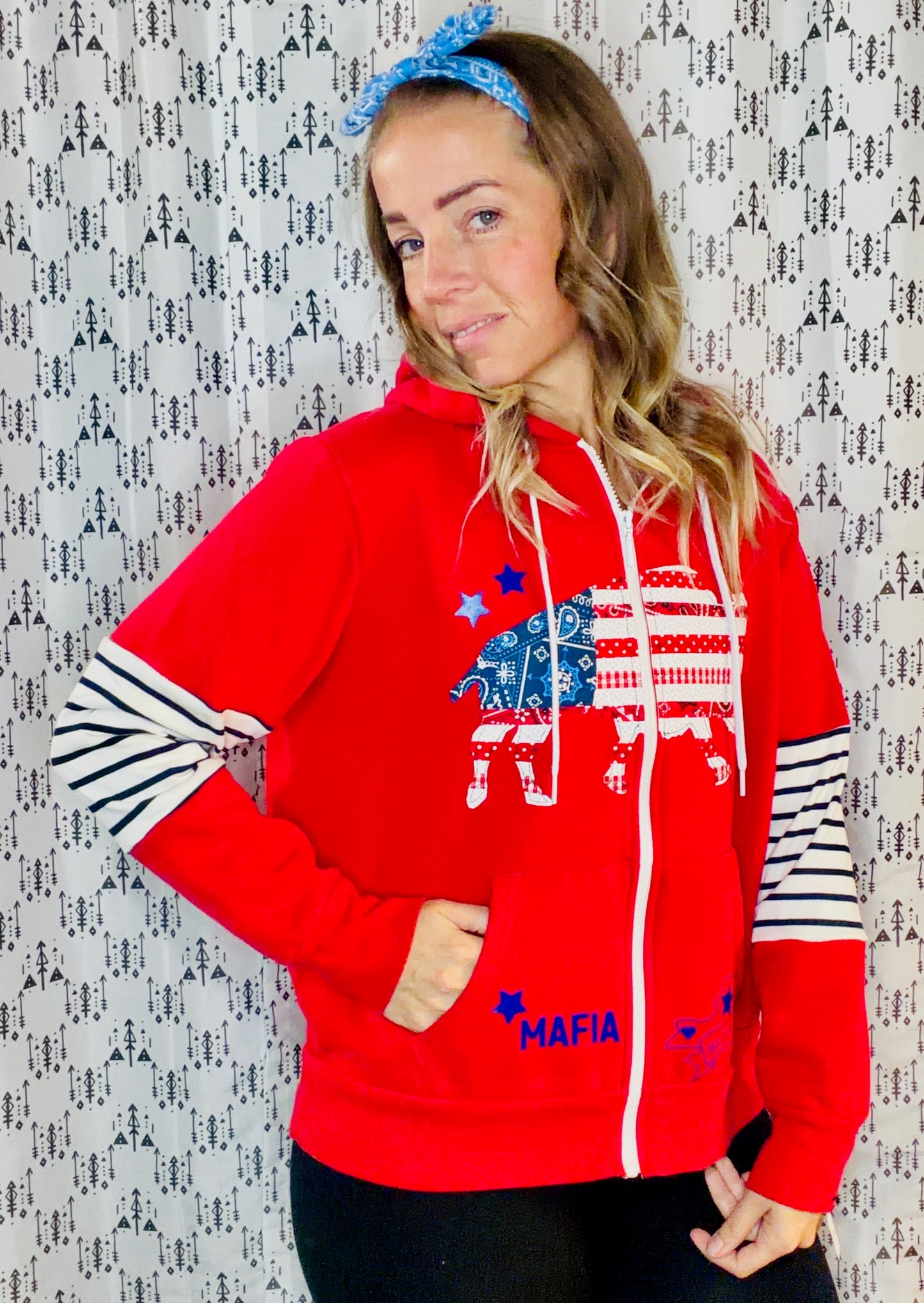 Red Buffalo USA Zip Up Hoodie Size Women's- L/XL