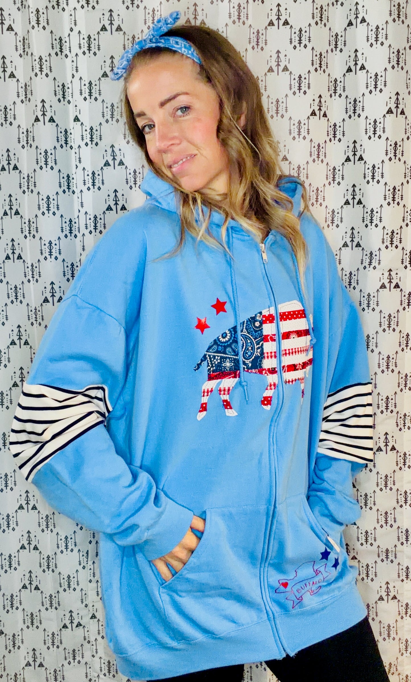 Light Blue Buffalo USA Zip Up Hoodie Size Women's- XL/2X