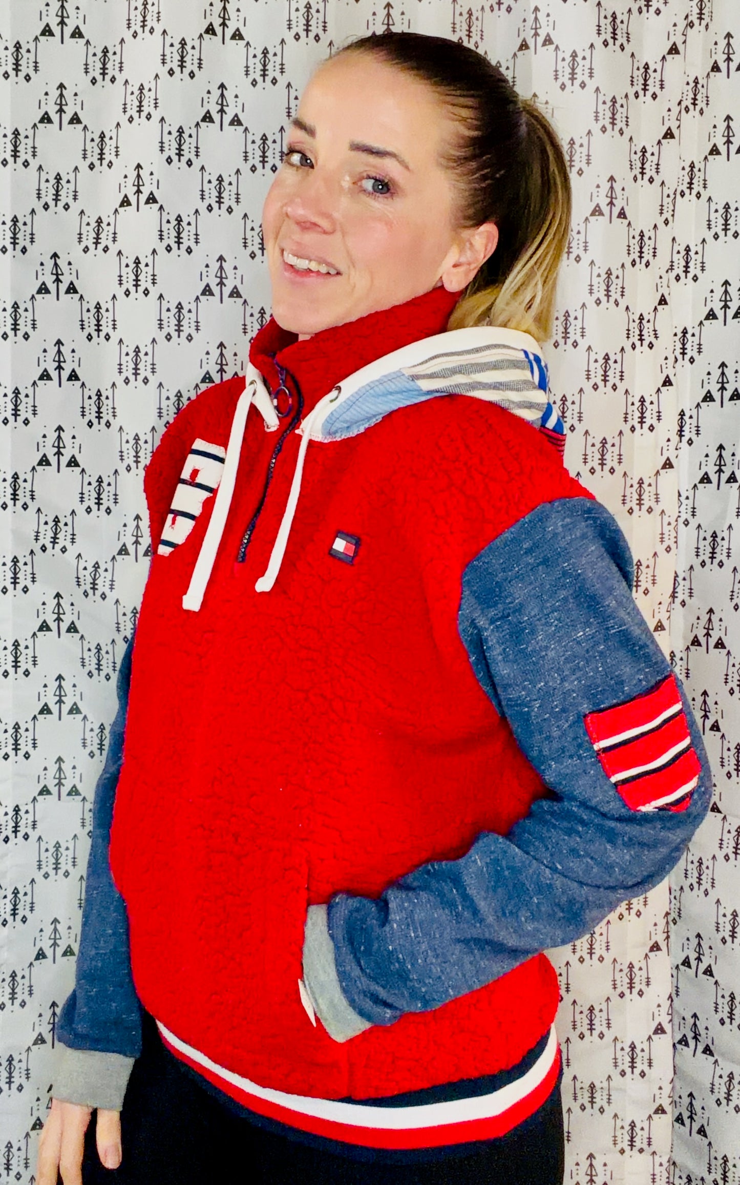 Red Sherpa Striped Patchwork Buffalo 1/4 Zip Hoodie Size Women's- L/XL