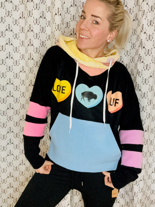 Black Buffalo Conversation Heart Sweater Hoodie Size- Women's M/L