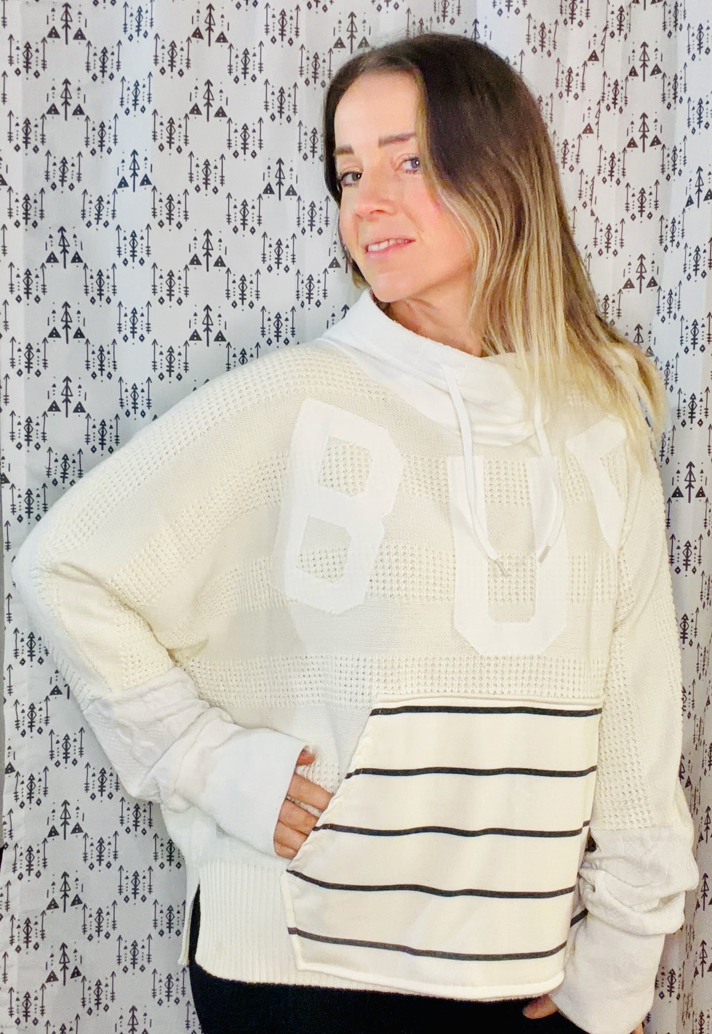 Cream Sweater BUF Hoodie Size Women's- XL/2X
