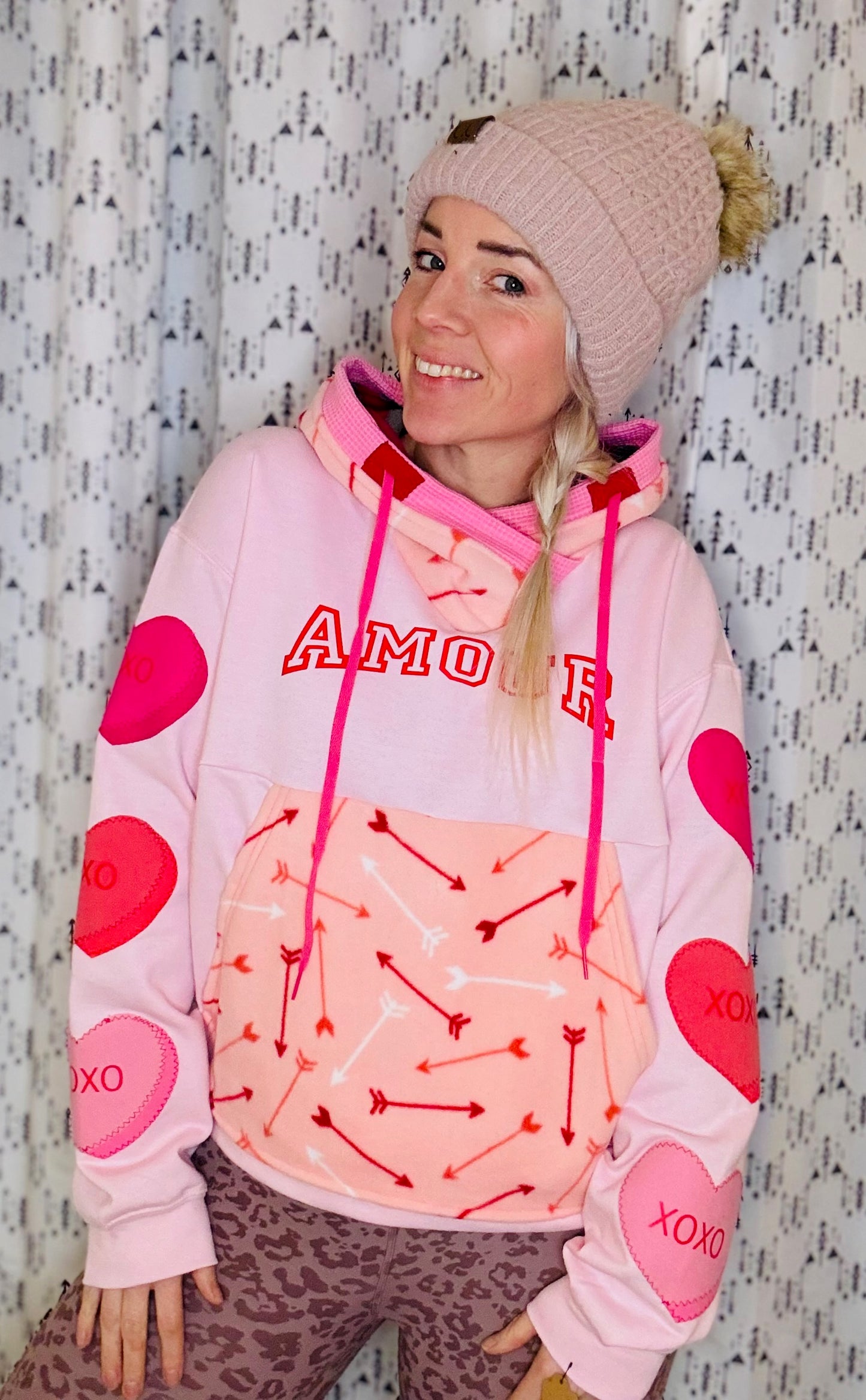 Pink Amour Heart Hoodie Size- Women's L/XL