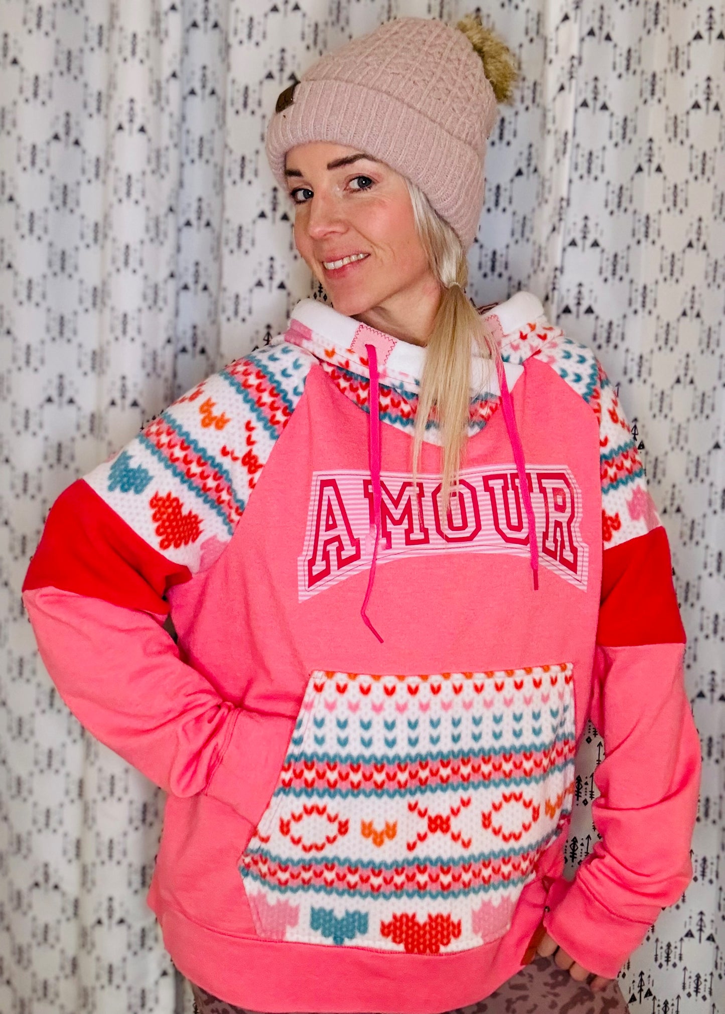 Pink Amour XOXO Buffalo Hoodie Size- Women's XL/2X