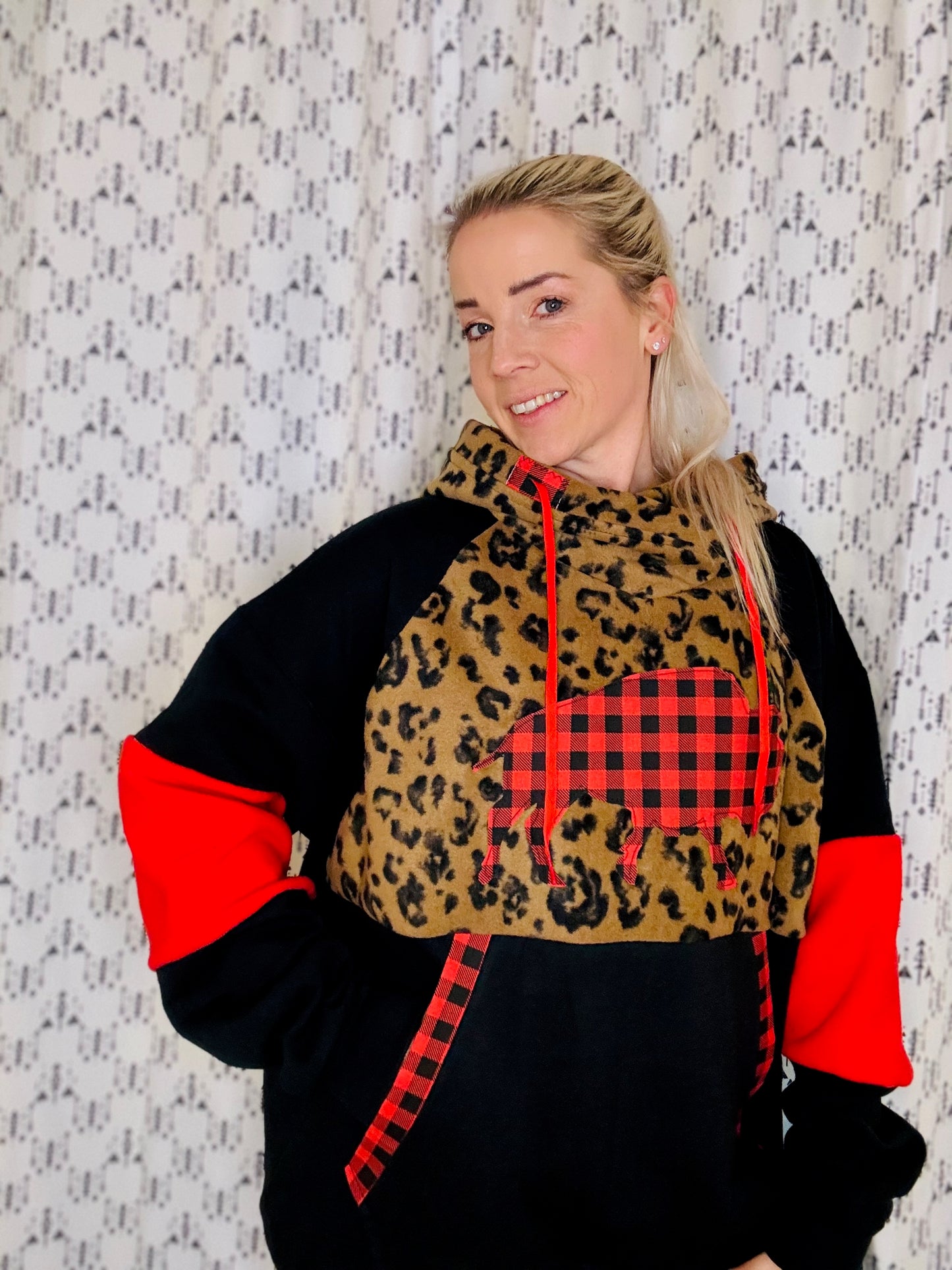 Red Plaid & Leopard Buffalo Hoodie Size- Women's XL/2X