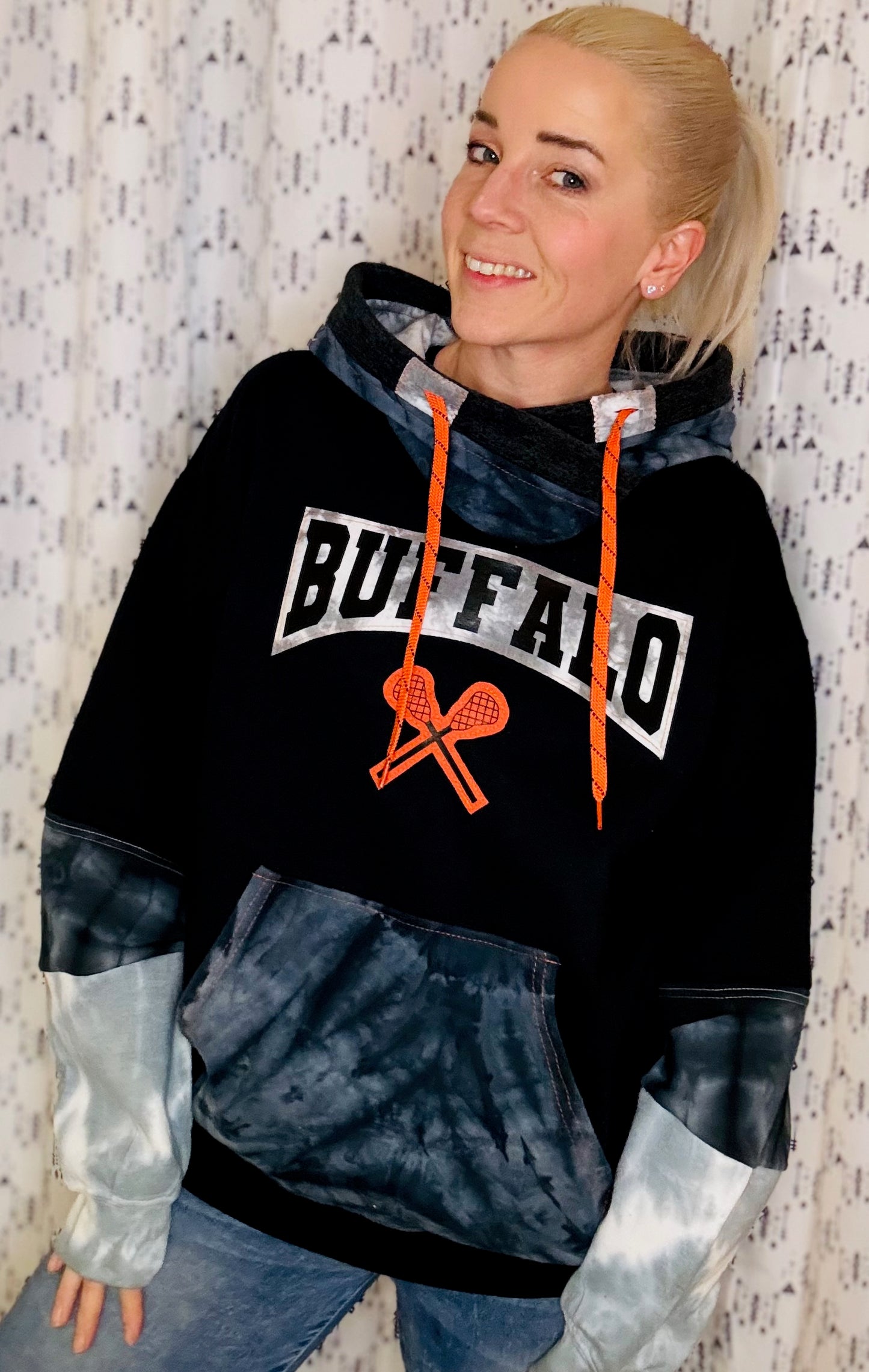 Buffalo Tie-Dye Lacrosse Hoodie Size- Unisex M/L