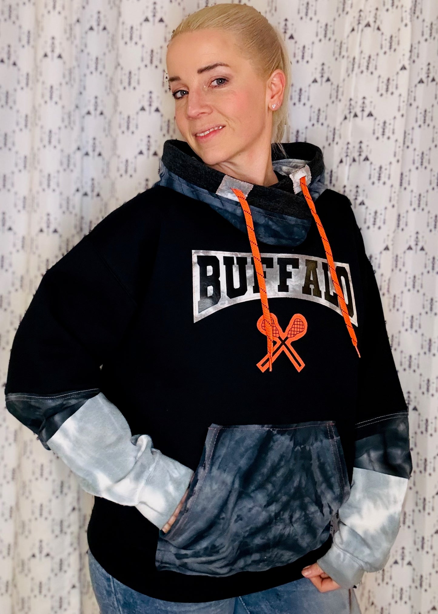 Buffalo Tie-Dye Lacrosse Hoodie Size- Unisex M/L