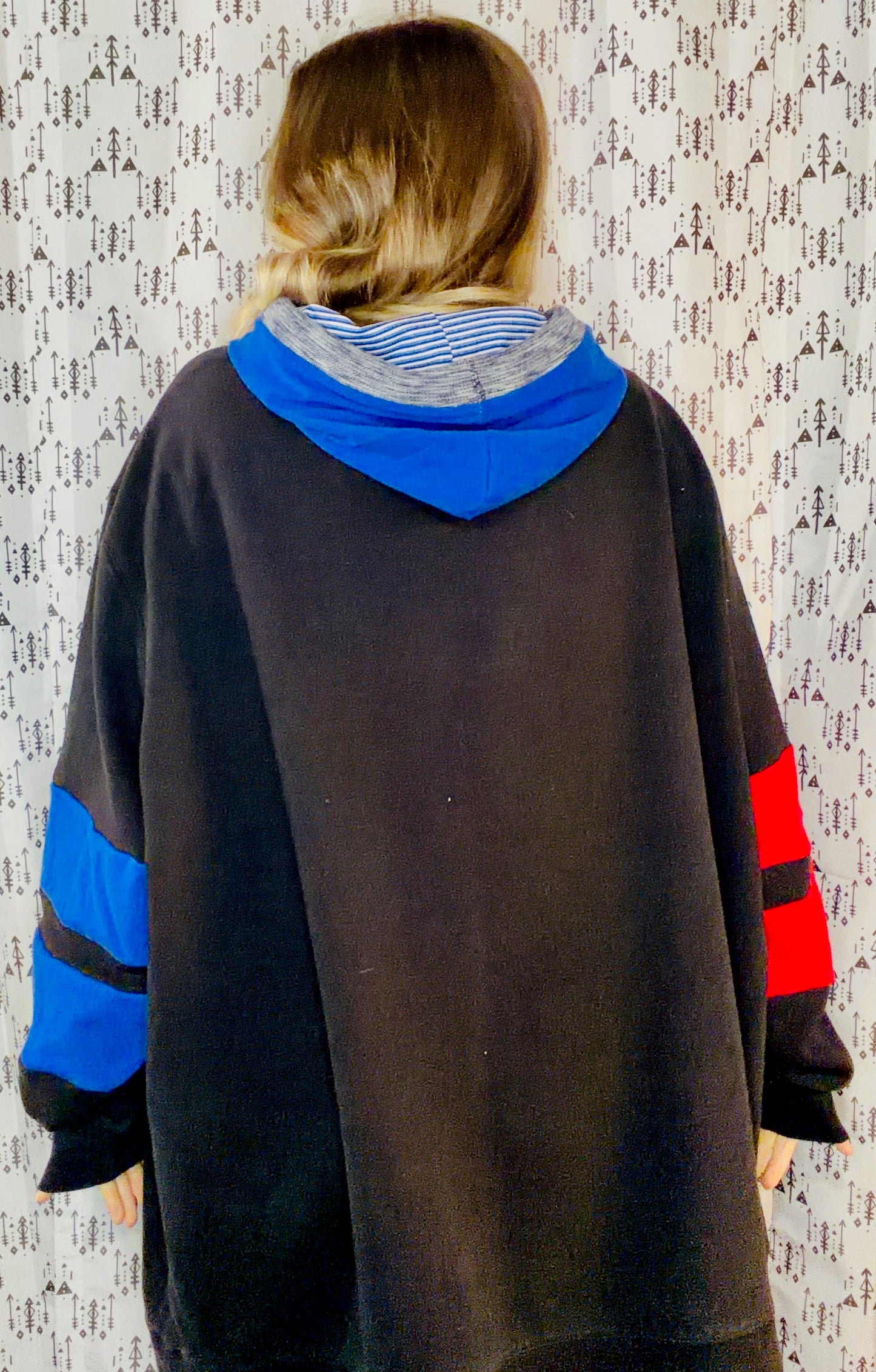 Black Buffalo Football Heart Hoodie Size Women's-4X