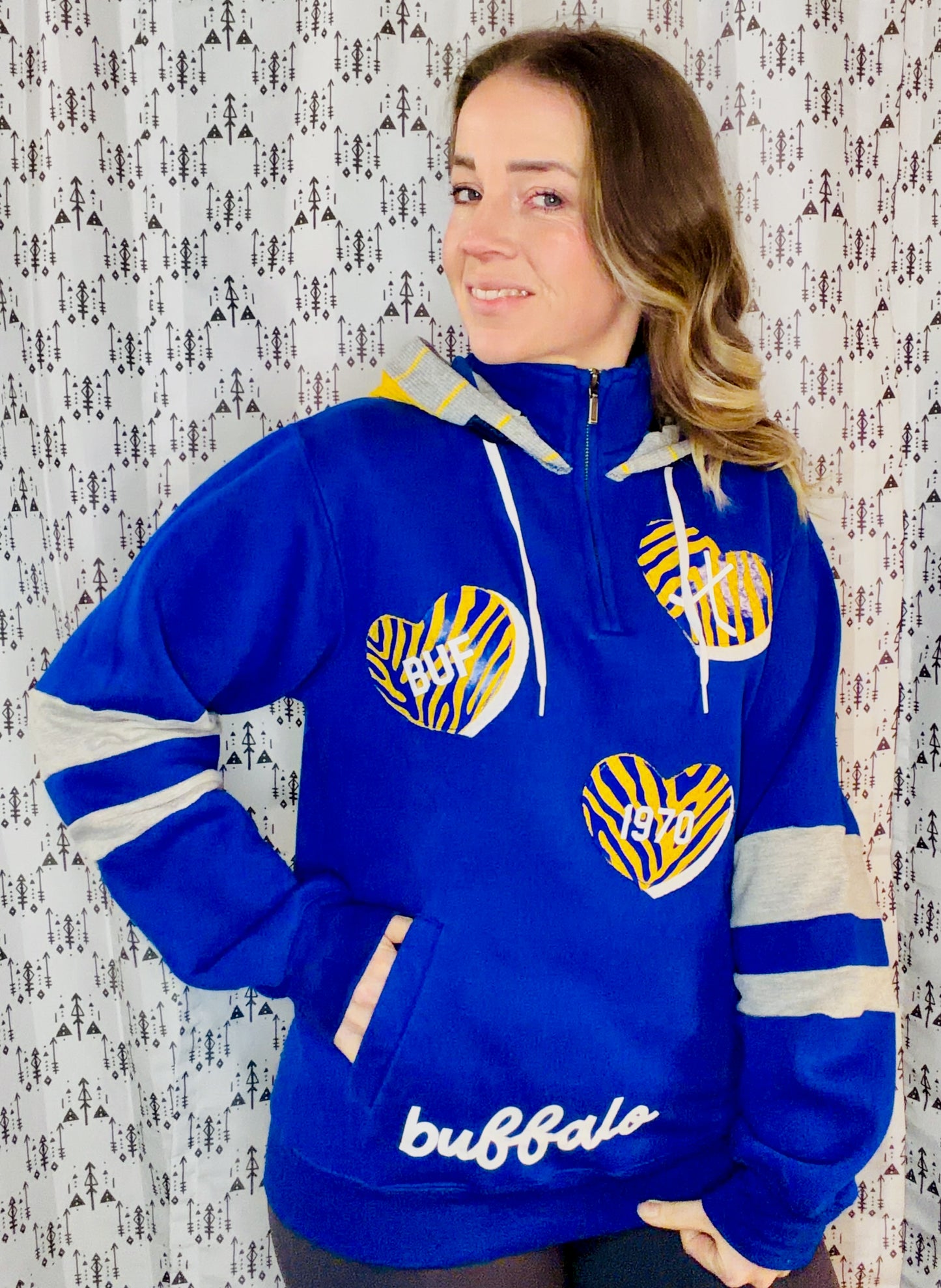 Blue Buffalo Hockey Heart 1/4 Zip Hoodie Size Women's-M/L