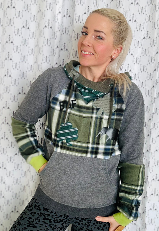 Grey & Green Plaid Buffalo Hoodie Size- Women's M/L