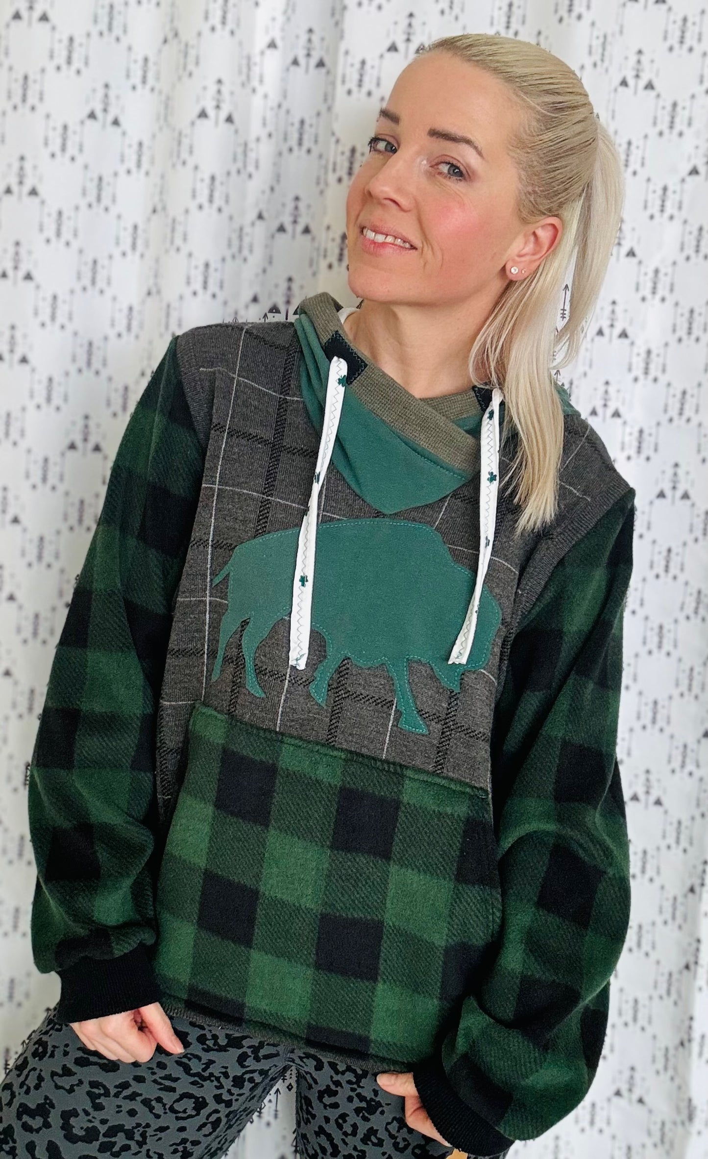 Grey & Green Plaid Buffalo Hoodie Size- Unisex M/L