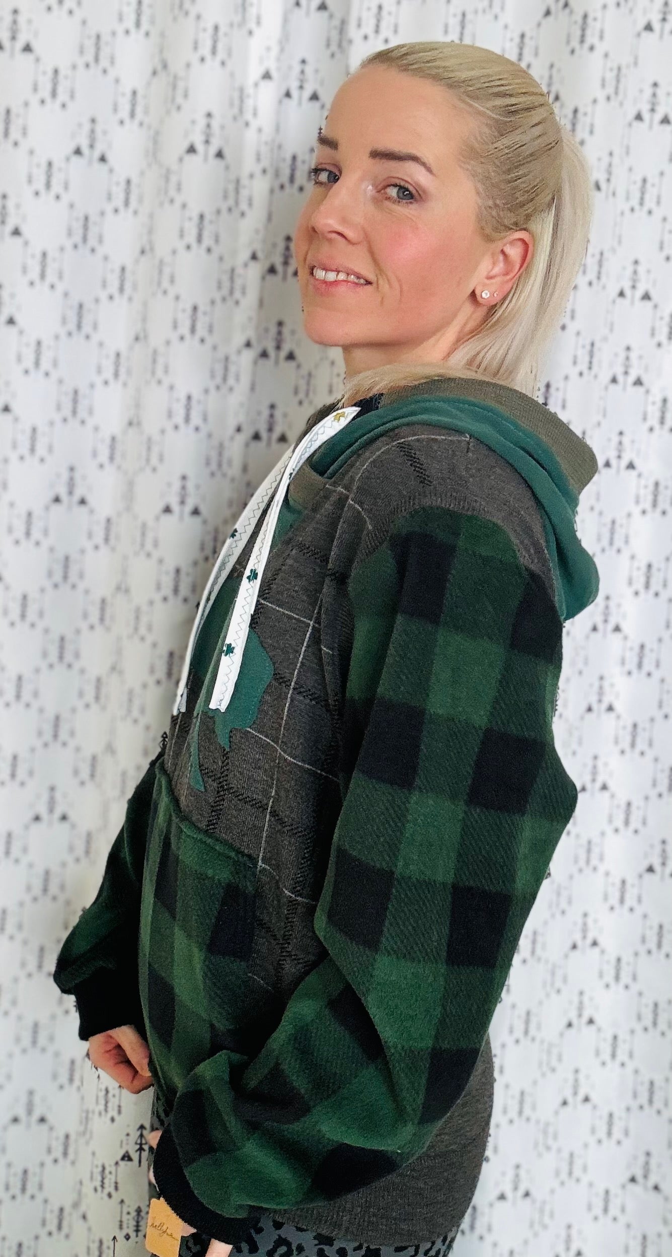 Grey & Green Plaid Buffalo Hoodie Size- Unisex M/L