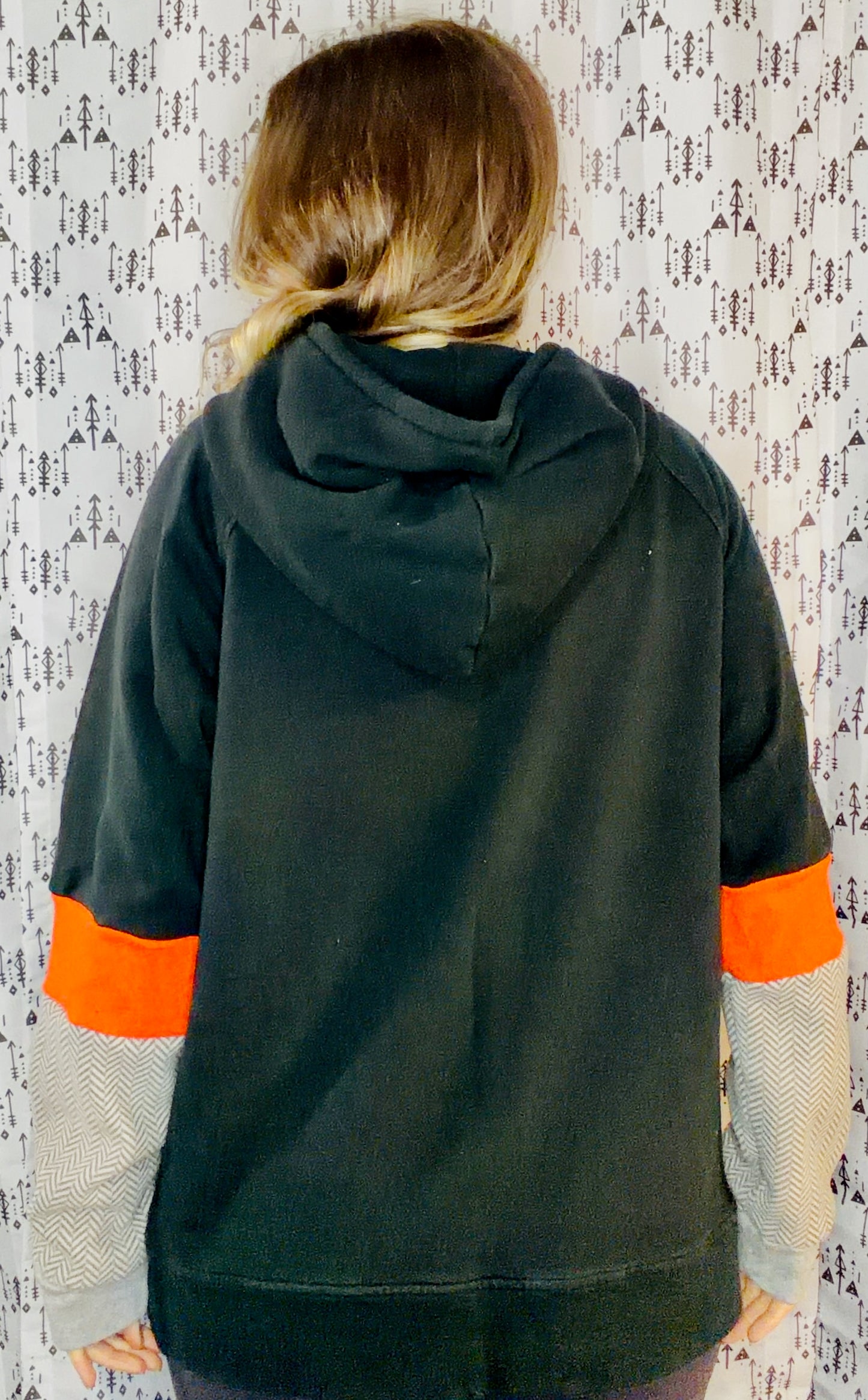 Black Buffalo Lacrosse Heart 1/4 Zip Hoodie Size Women's-L/XL