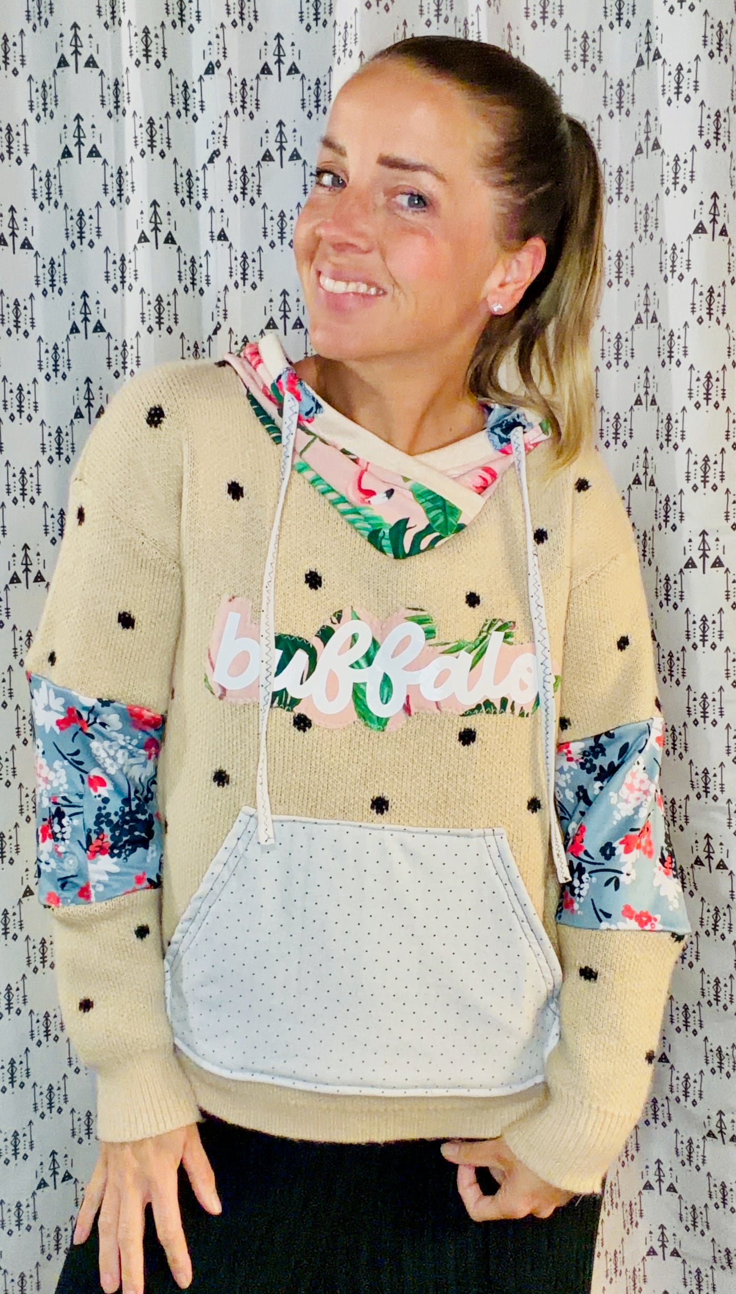 Flamingo Meets Buffalo Hoodie Size Women's- M/L