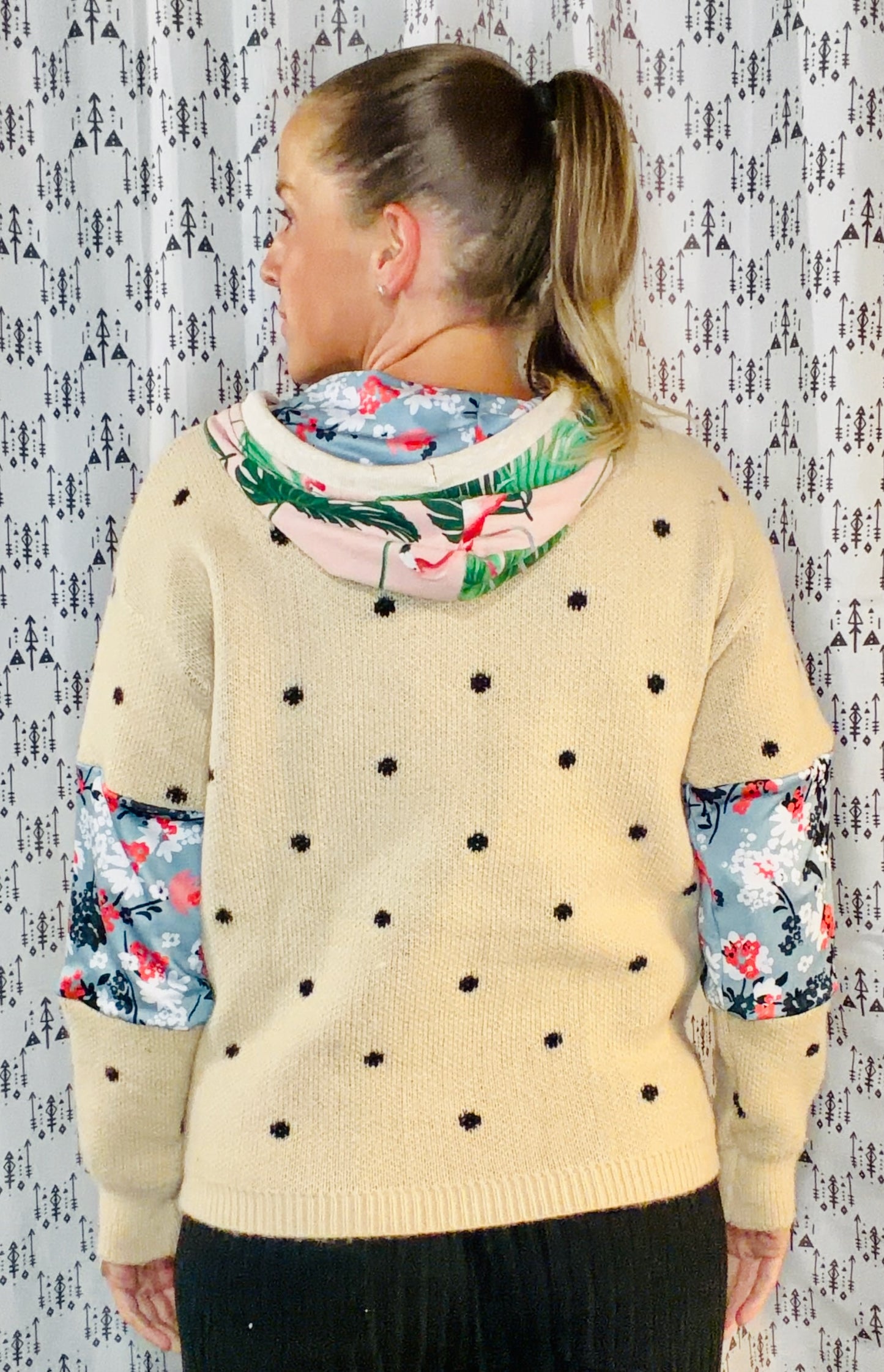 Flamingo Meets Buffalo Hoodie Size Women's- M/L