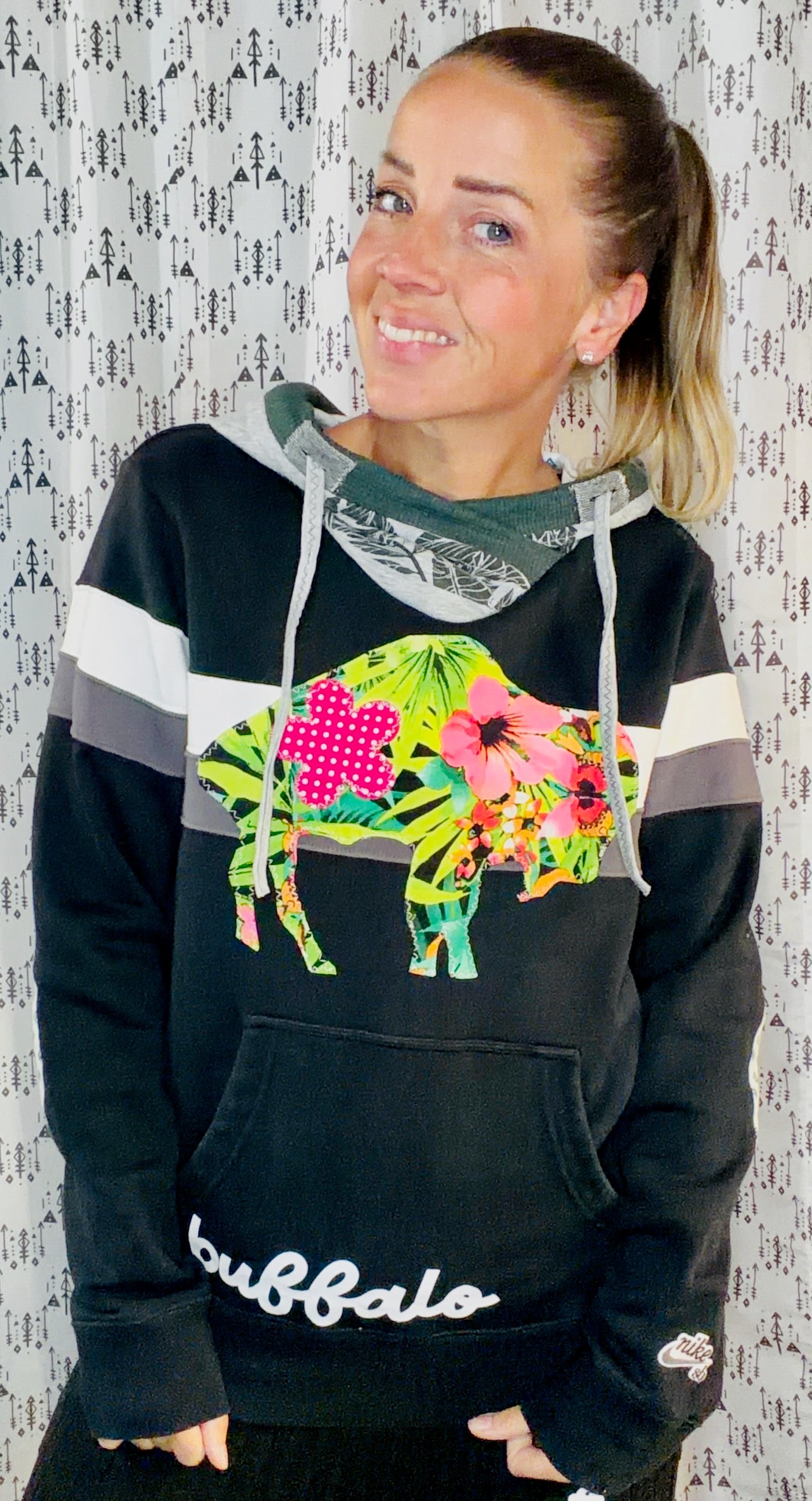 Black Hawaii 716-0 Hoodie Size Women's-S/M