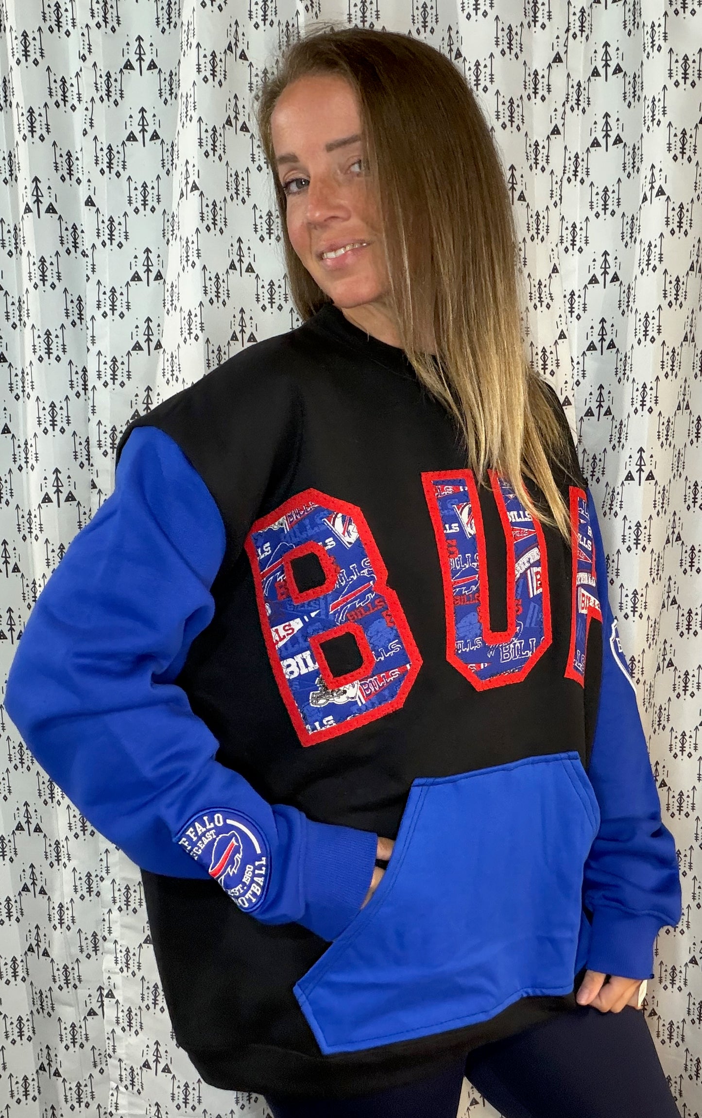 Black Color-Block BUF Football Crewneck Size Unisex- XL/2X