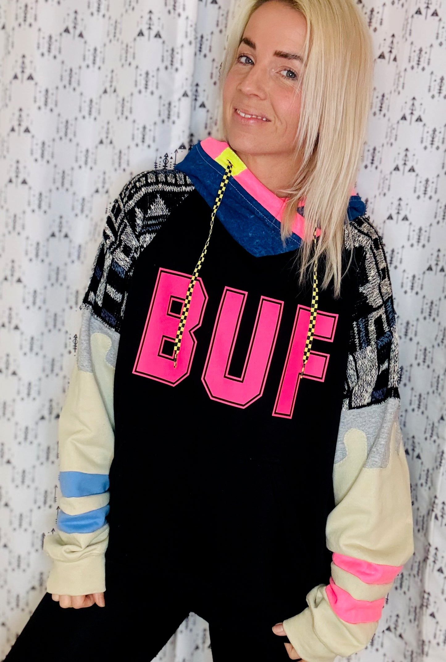 Black 80's vs 90's Buffalo Drip Hoodie Size- Unisex L/XL