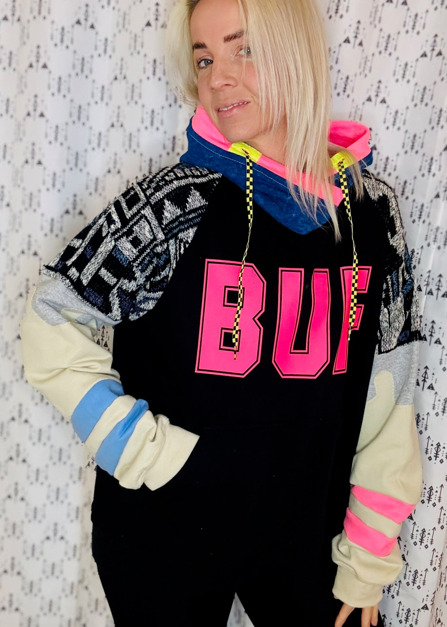 Black 80's vs 90's Buffalo Drip Hoodie Size- Unisex L/XL