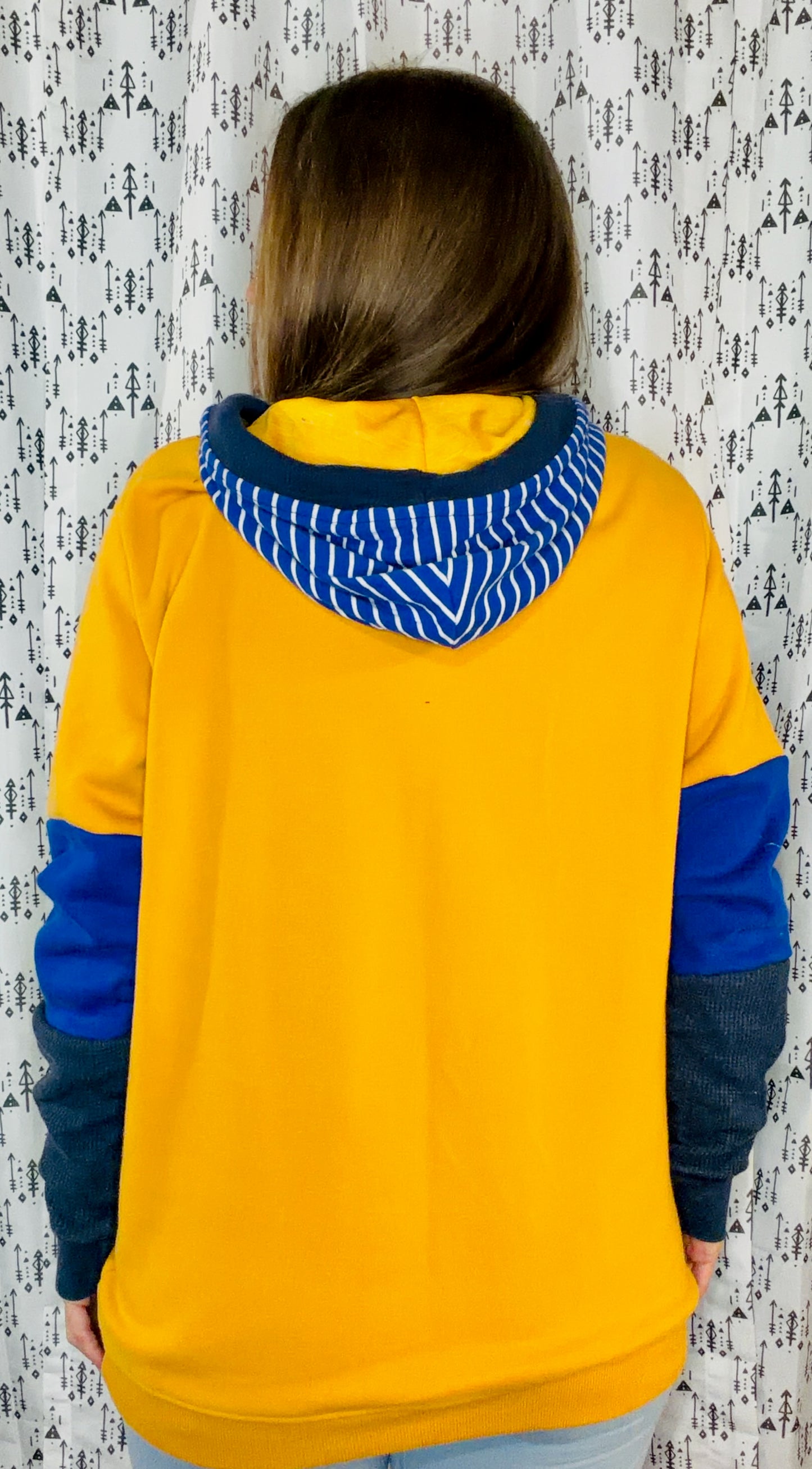 Yellow Buffalo Hockey Hoodie Size Unisex-M/L