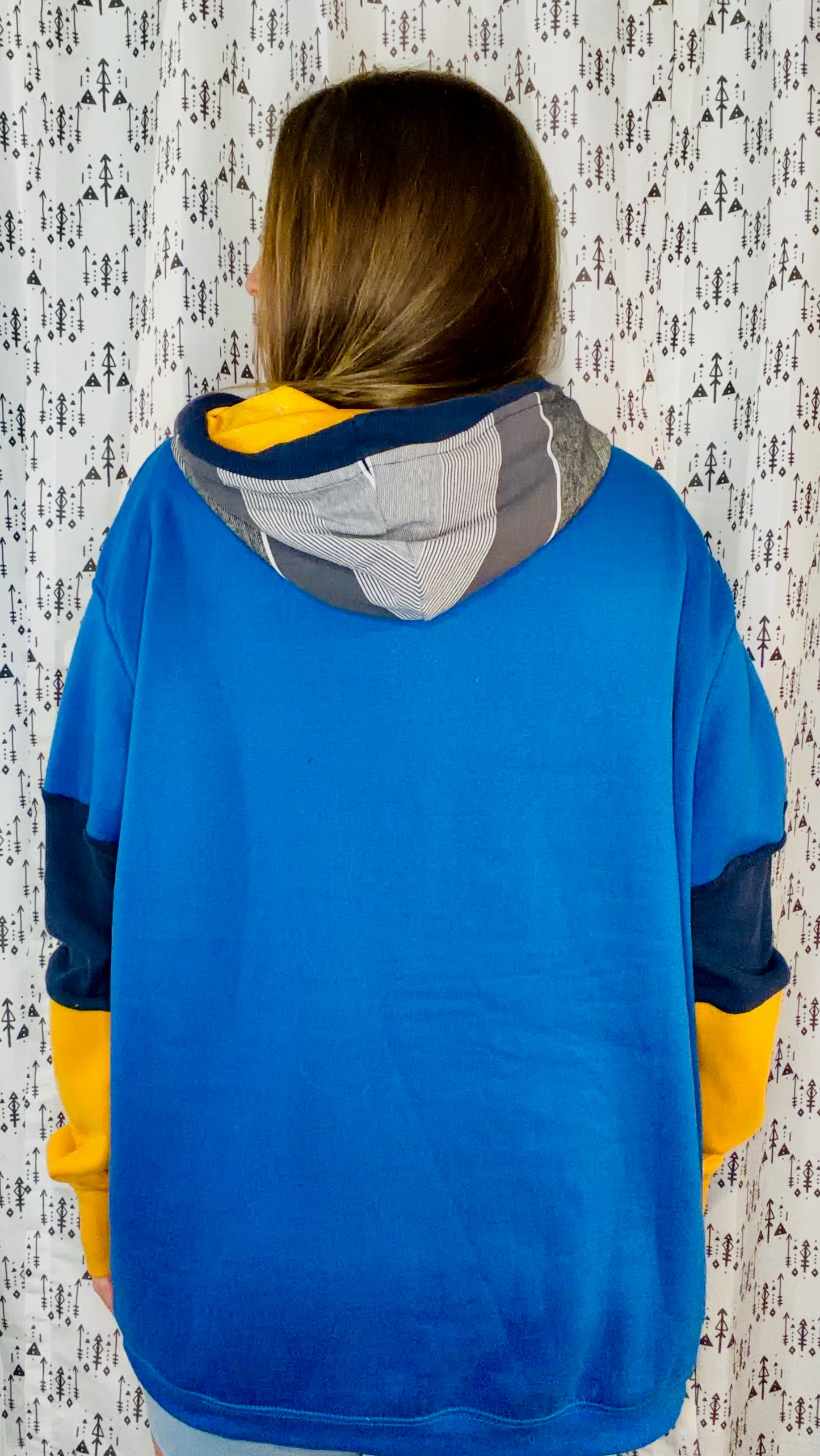 Blue Buffalo Hockey Hoodie Size Unisex-L/XL