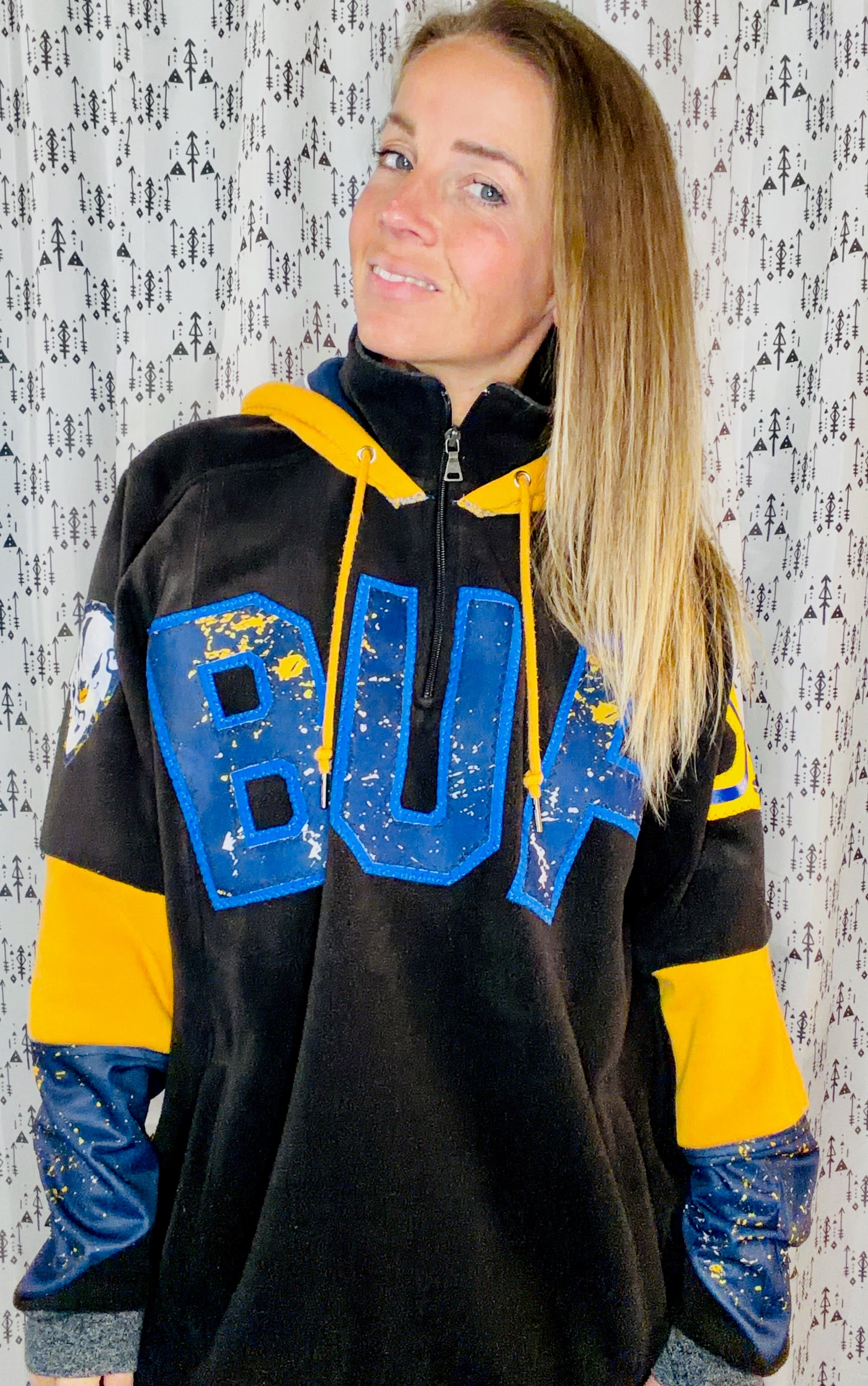 Black BUF Hockey Hoodie 1/4 Zip Jacket Size Unisex-L/XL
