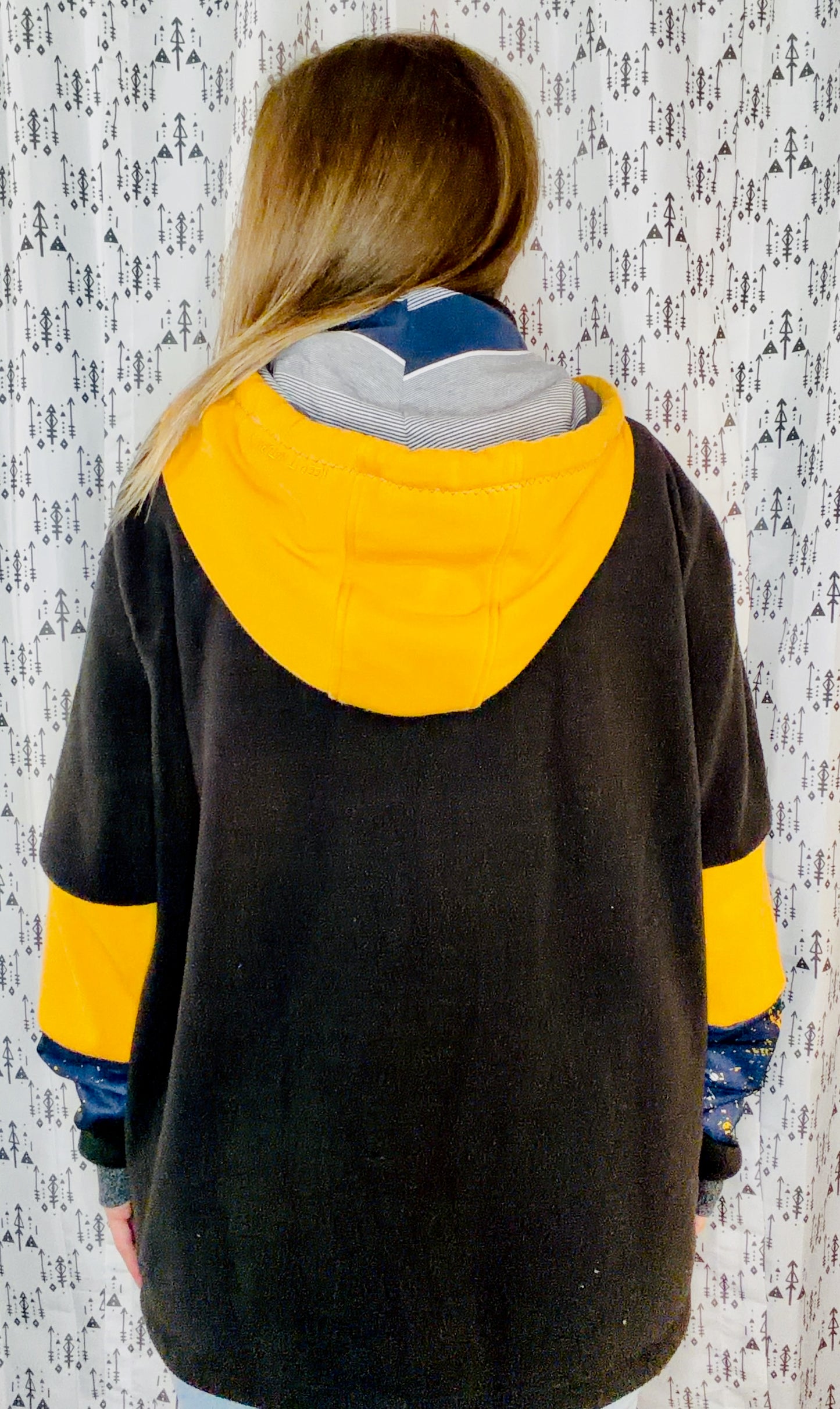 Black BUF Hockey Hoodie 1/4 Zip Jacket Size Unisex-L/XL