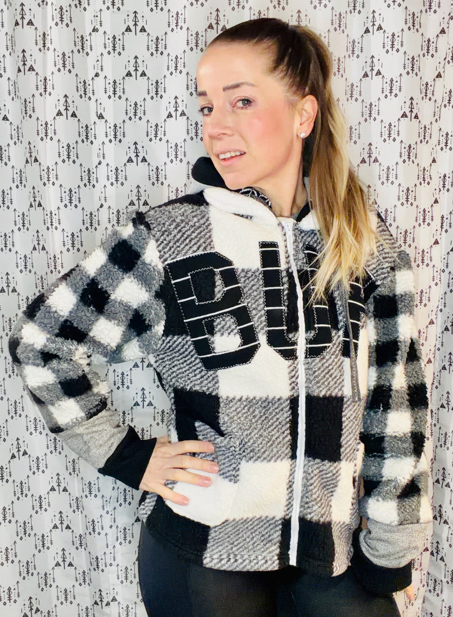Black & White Giant Buffalo Check Zip-Up Jacket Size- Women's M/L