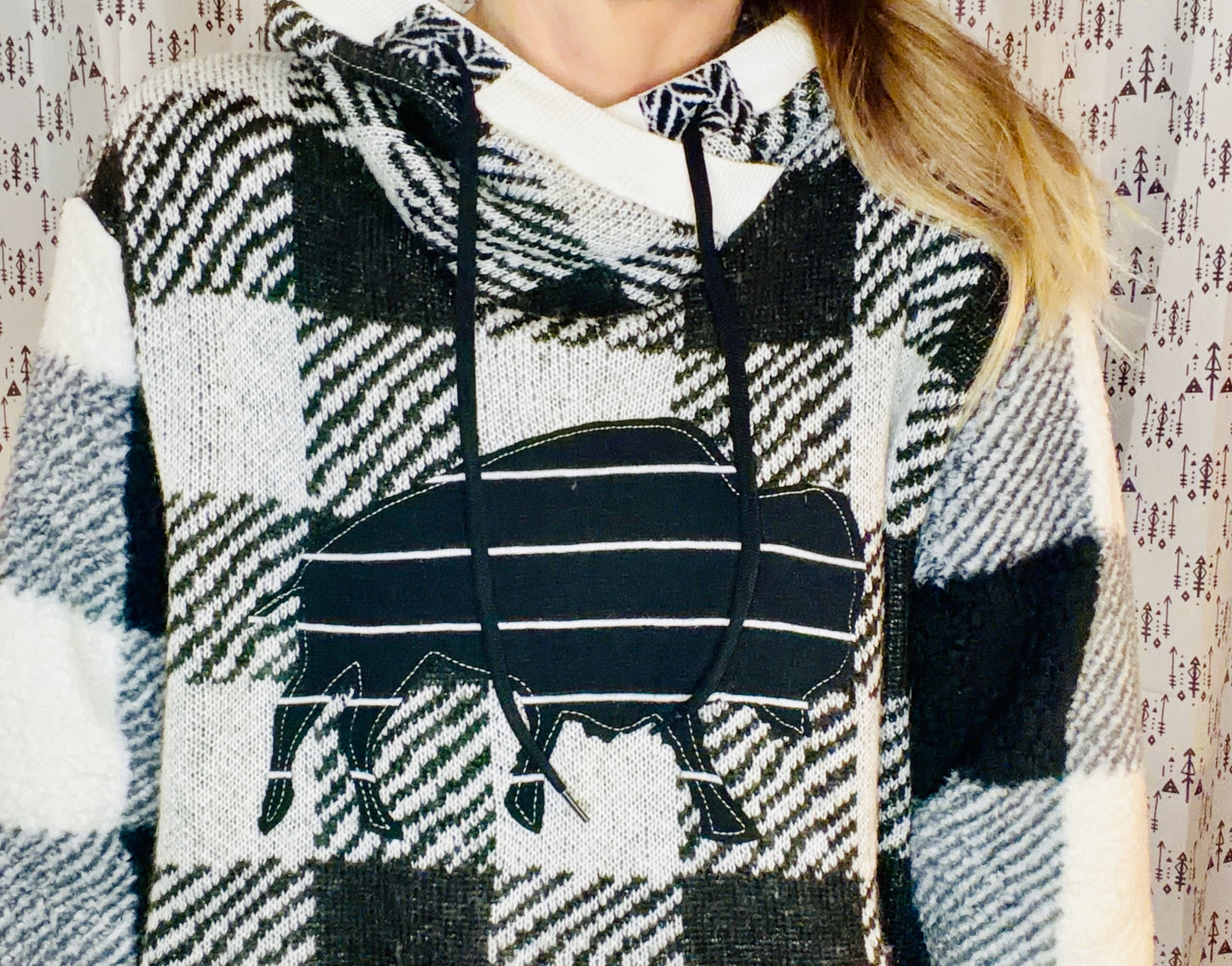 Black & White Buffalo Check Zip-Up Hoodie Size- Women's L/XL