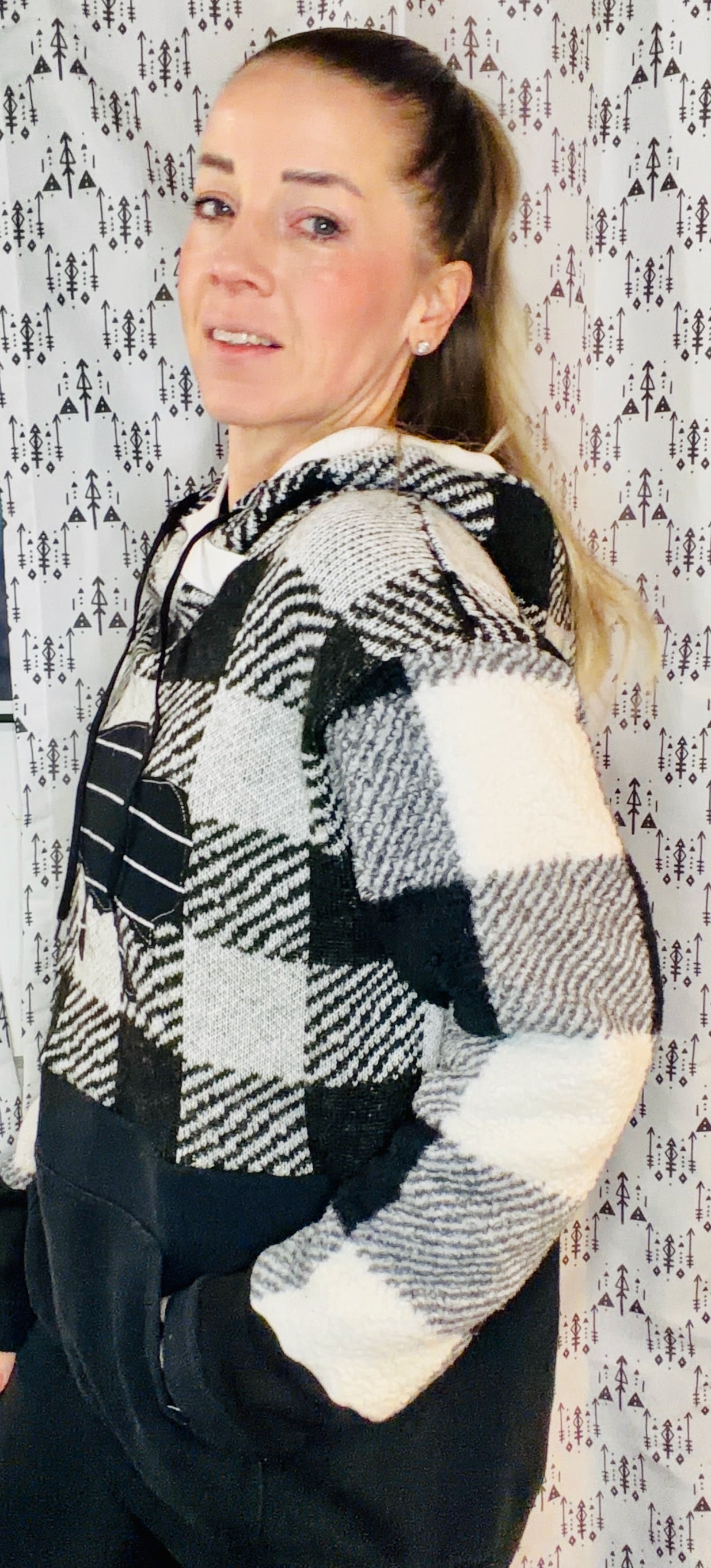 Black & White Buffalo Check Zip-Up Hoodie Size- Women's L/XL