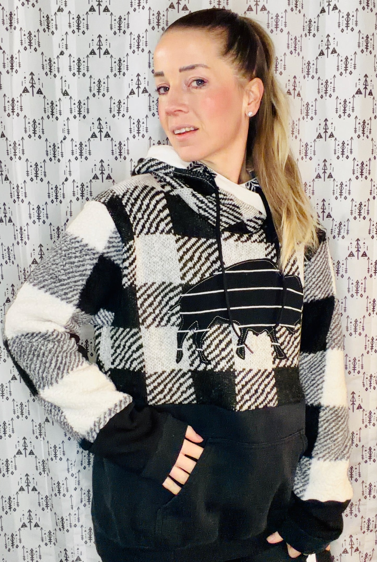Black & White Buffalo Check Zip-Up Hoodie Size- Women's L/XL