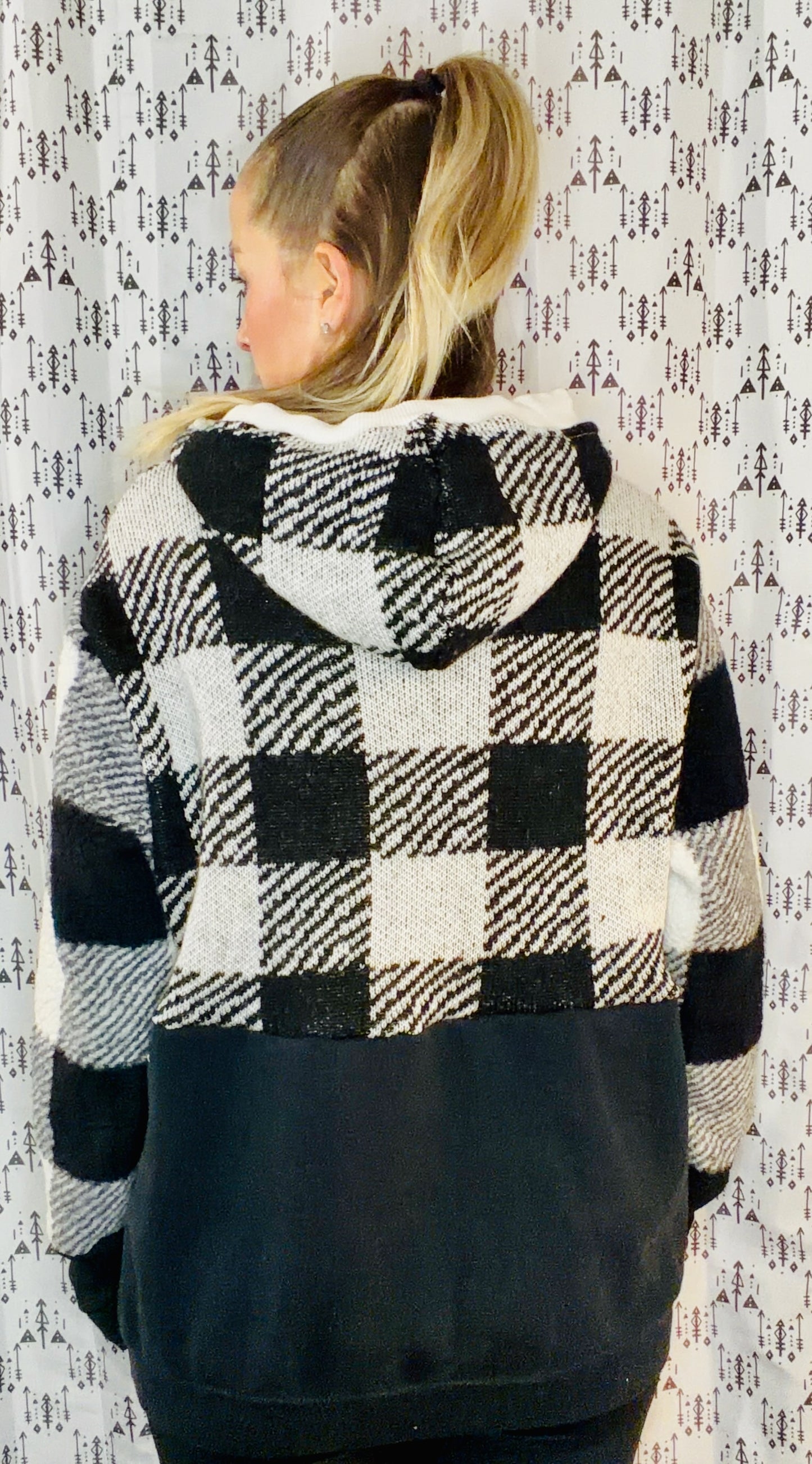 Black & White Buffalo Check Zip-Up Hoodie Size- Women's L/XL
