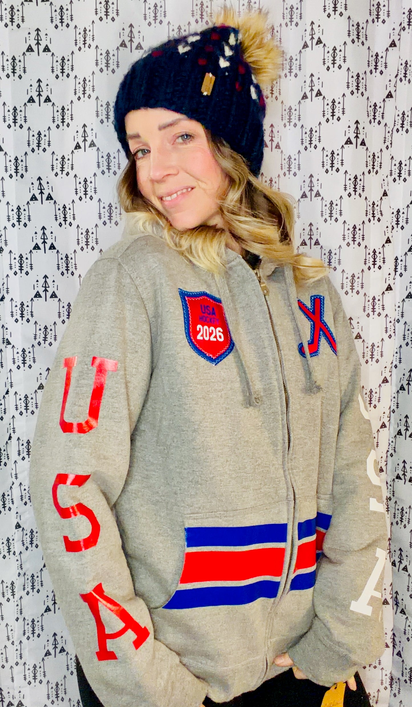 Grey Tage Thompson #72 USA Hockey Zip-Up Hoodie Size- Unisex M/L