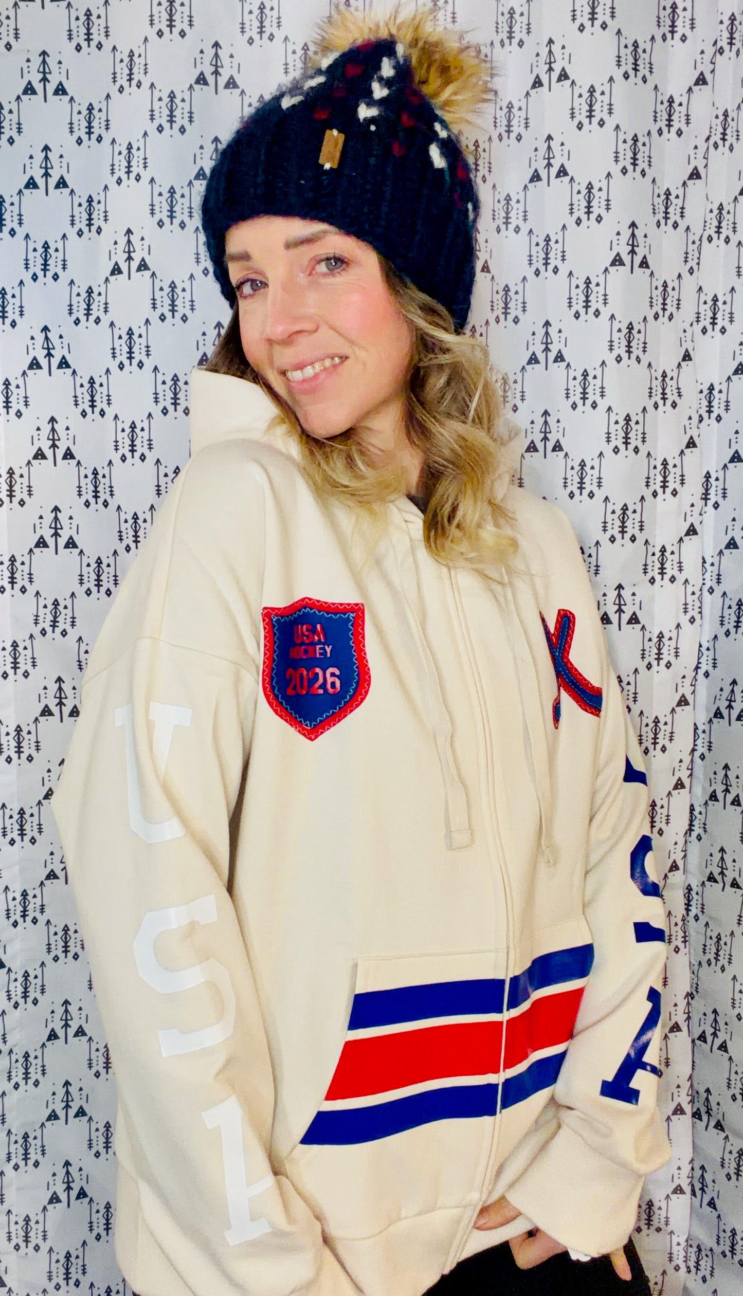 Cream Tage Thompson #72 USA Hockey Zip-Up Hoodie Size- Women's XL/2X