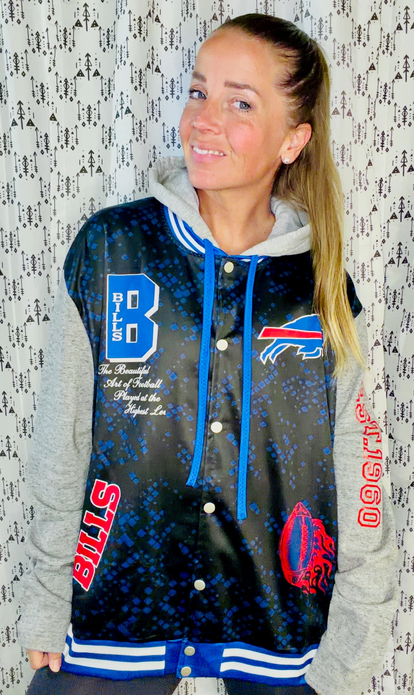 Black Buffalo Football Hooded Jacket Size Unisex-M/L