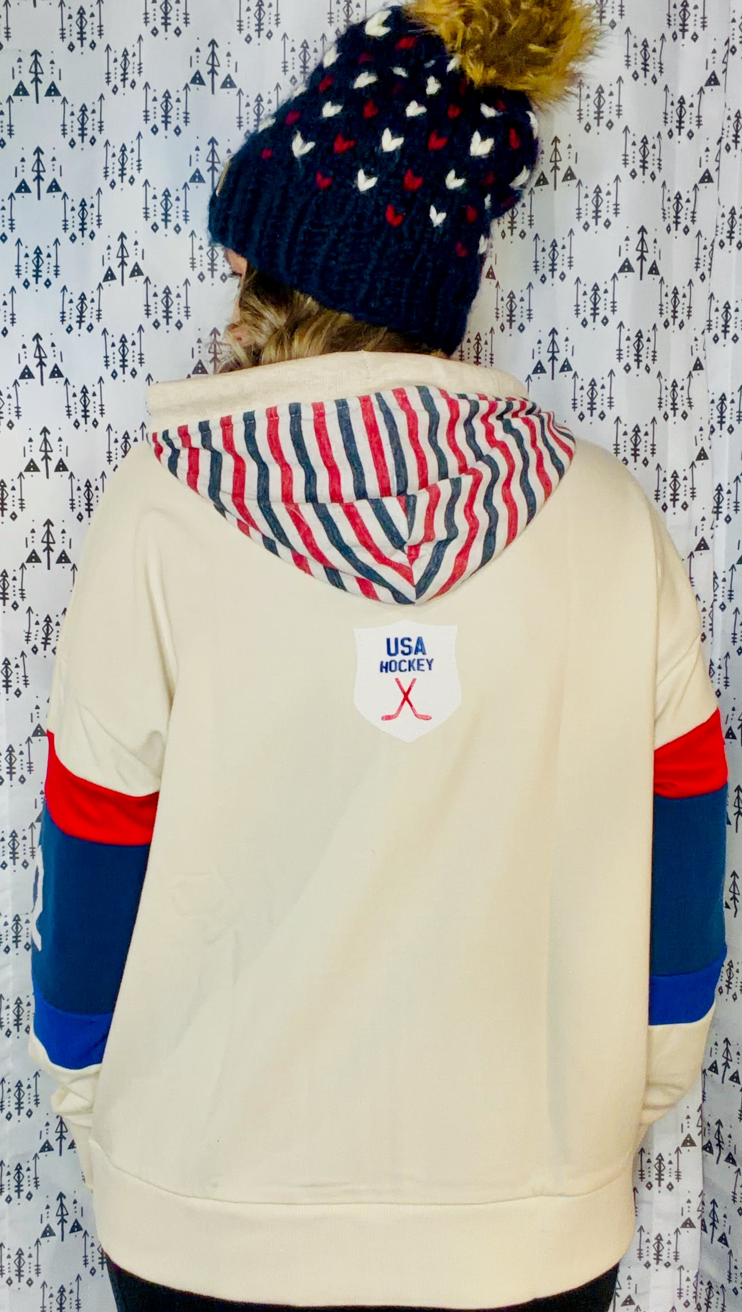 Cream USA Hockey #72 Zip Up Hoodie Size- Women;s XL/2X