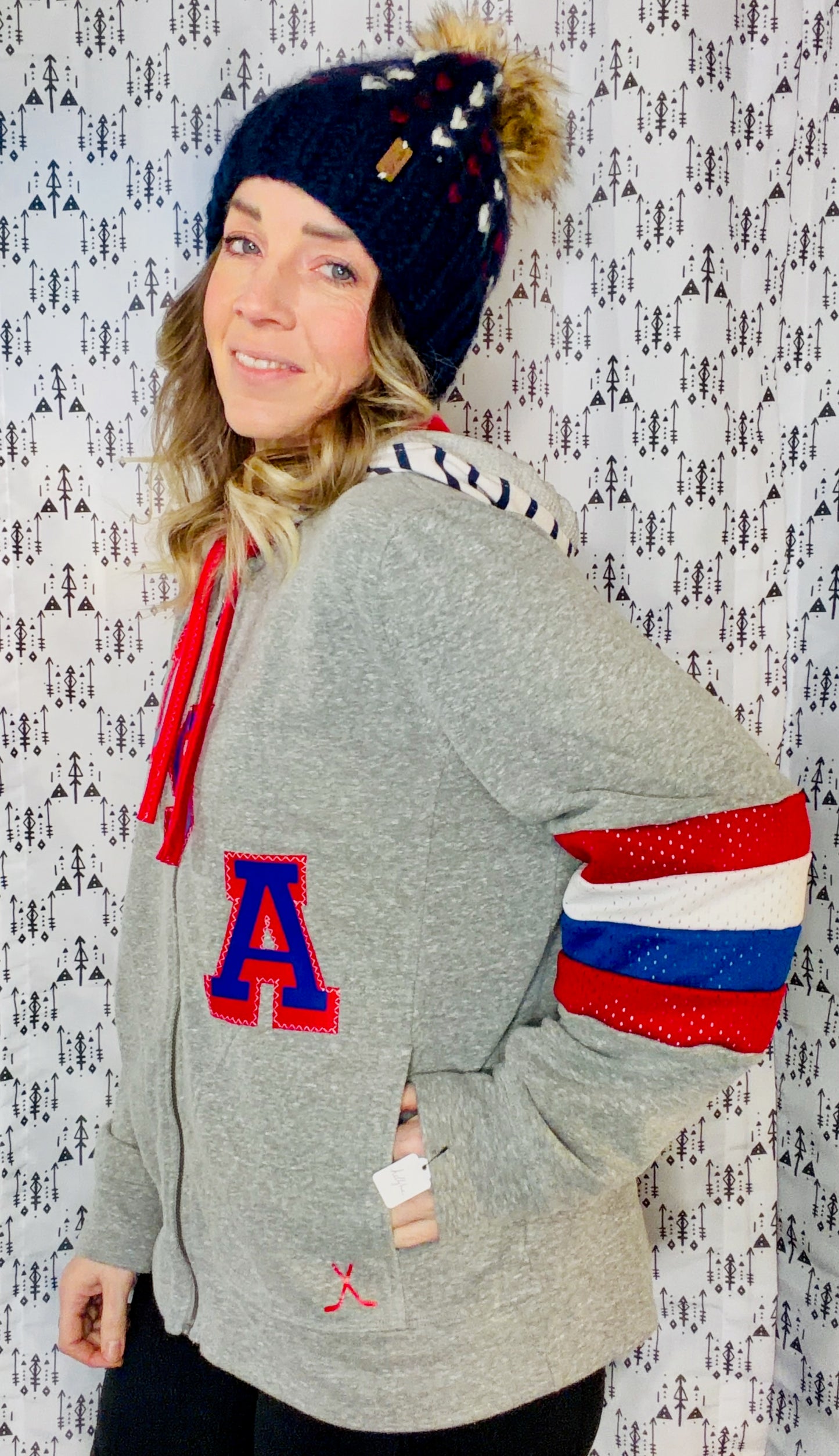 Grey USA Hockey Zip-Up Hoodie Size- Women's L/XL