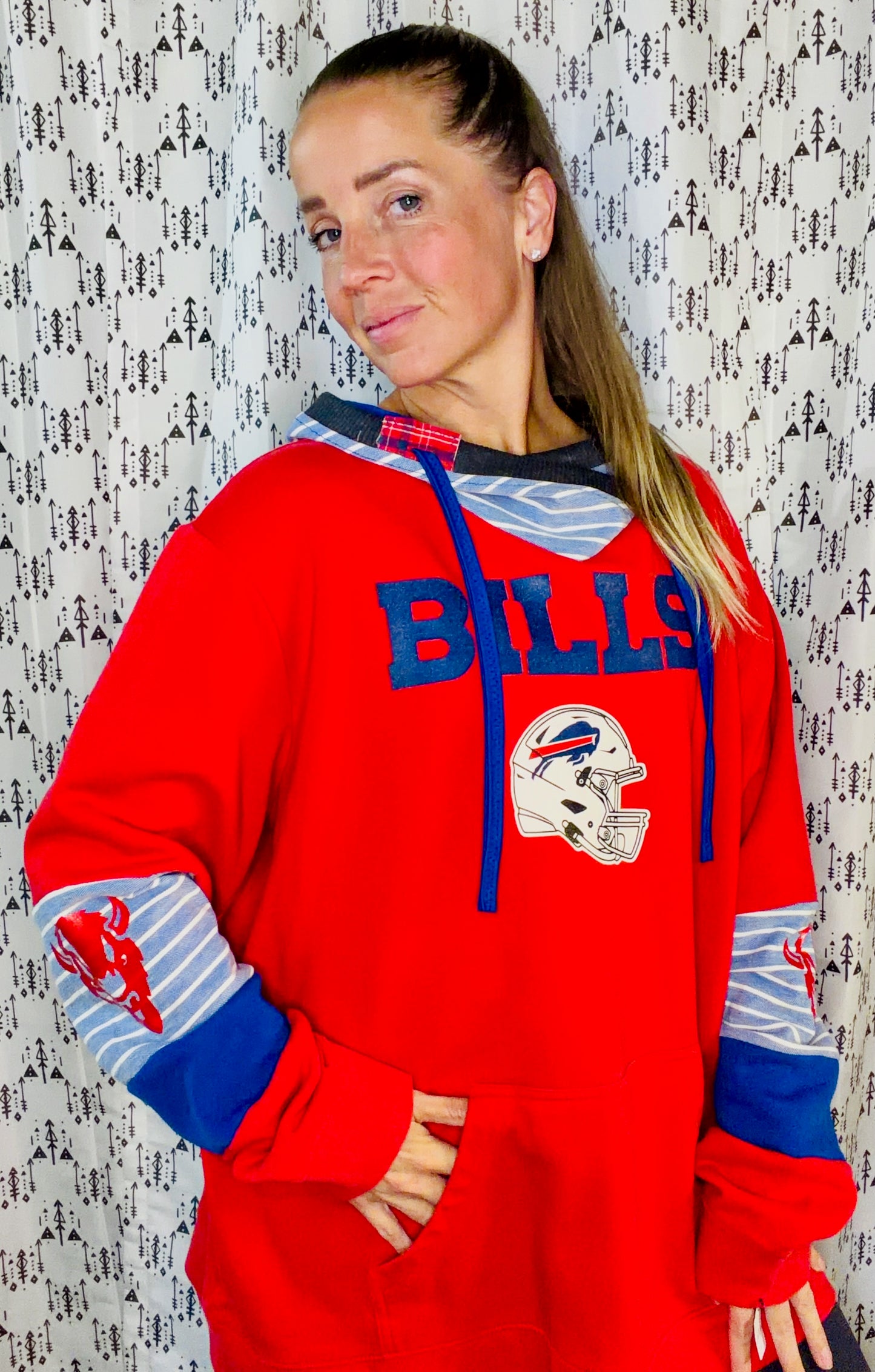 Red Allen #17 Buffalo Football Hoodie Size Unisex-XL/2X