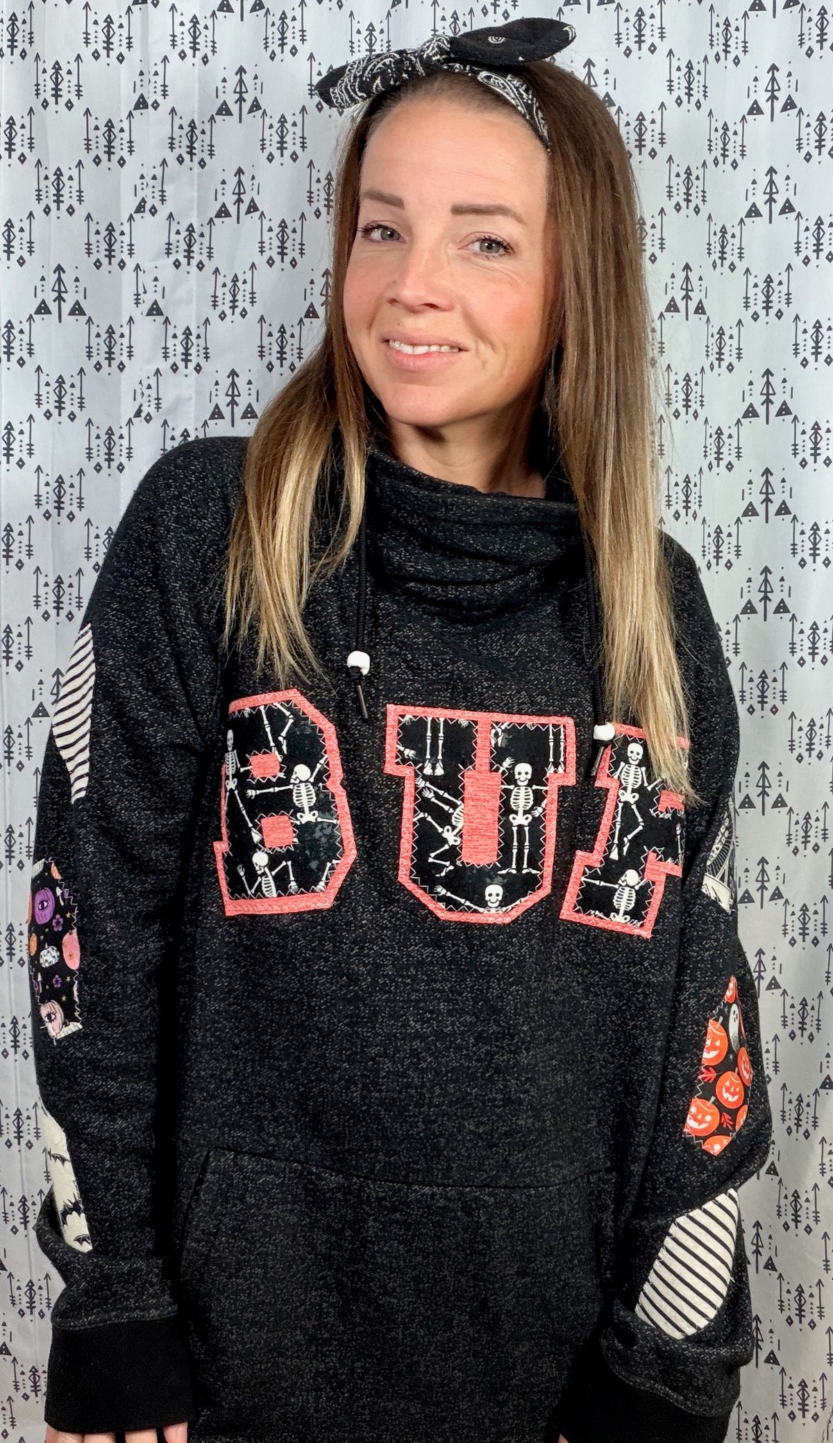Black BUF Skeleton Cowlneck Size Women's- XL/2X