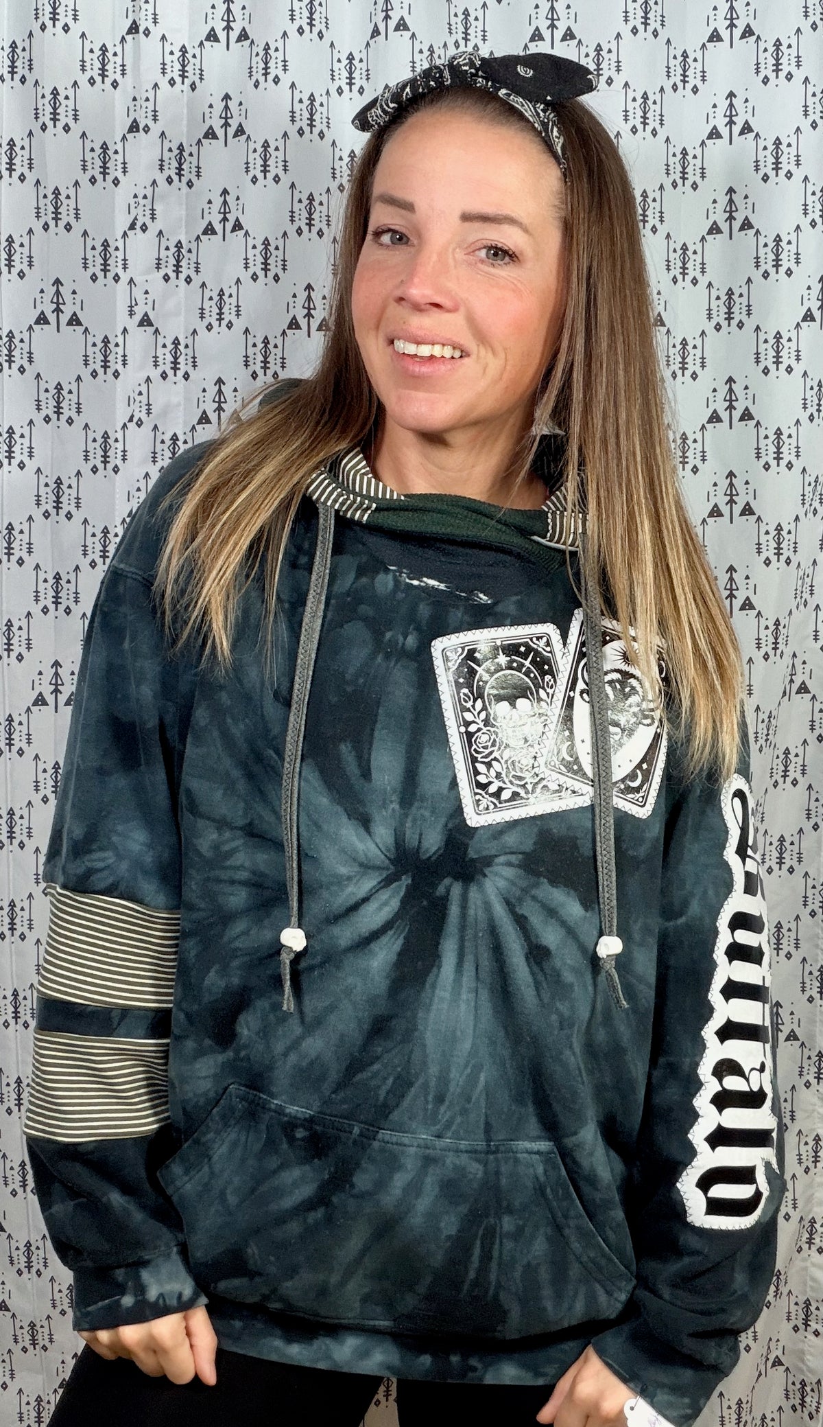 Dark Tie Dye Buffalo Tarot Hoodie Size Unisex- L/XL