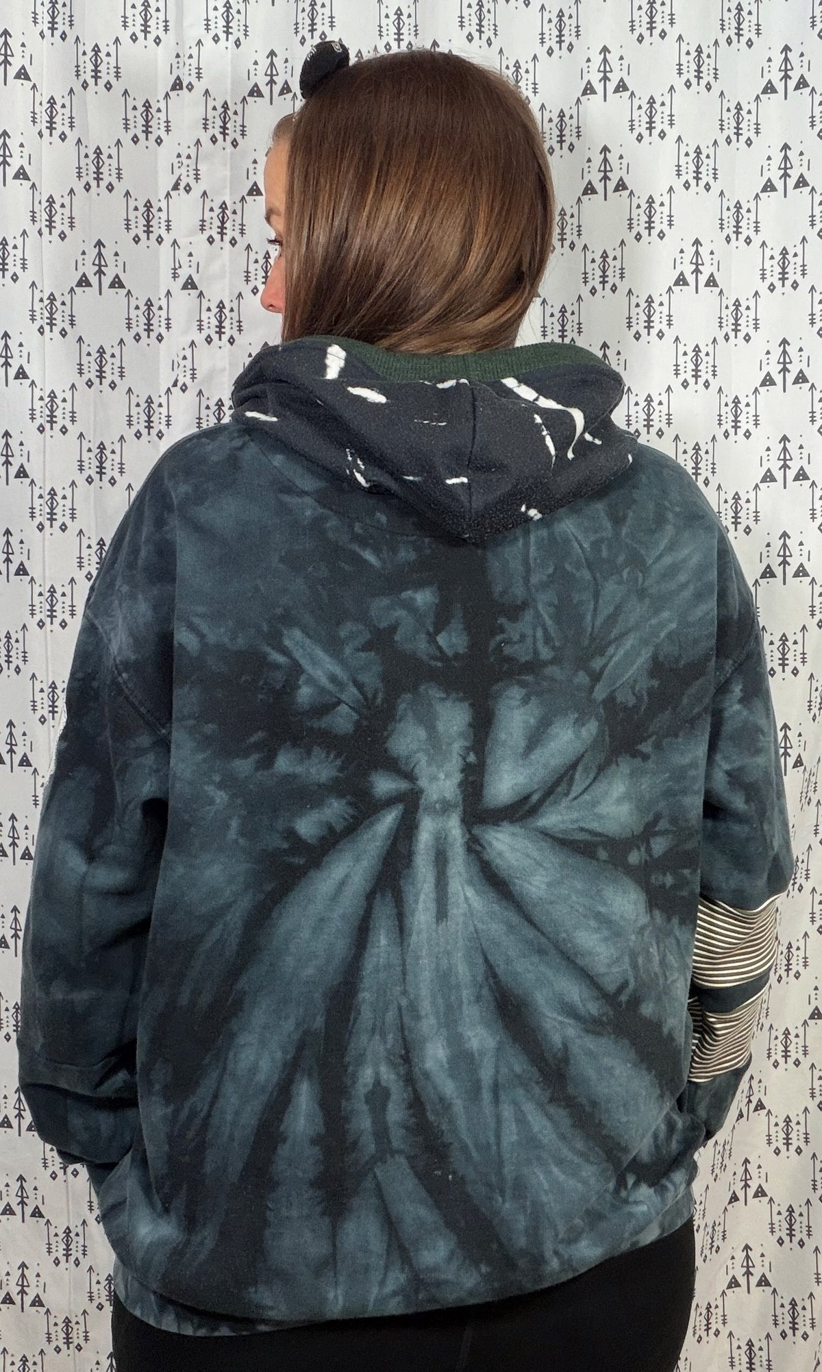 Dark Tie Dye Buffalo Tarot Hoodie Size Unisex- L/XL