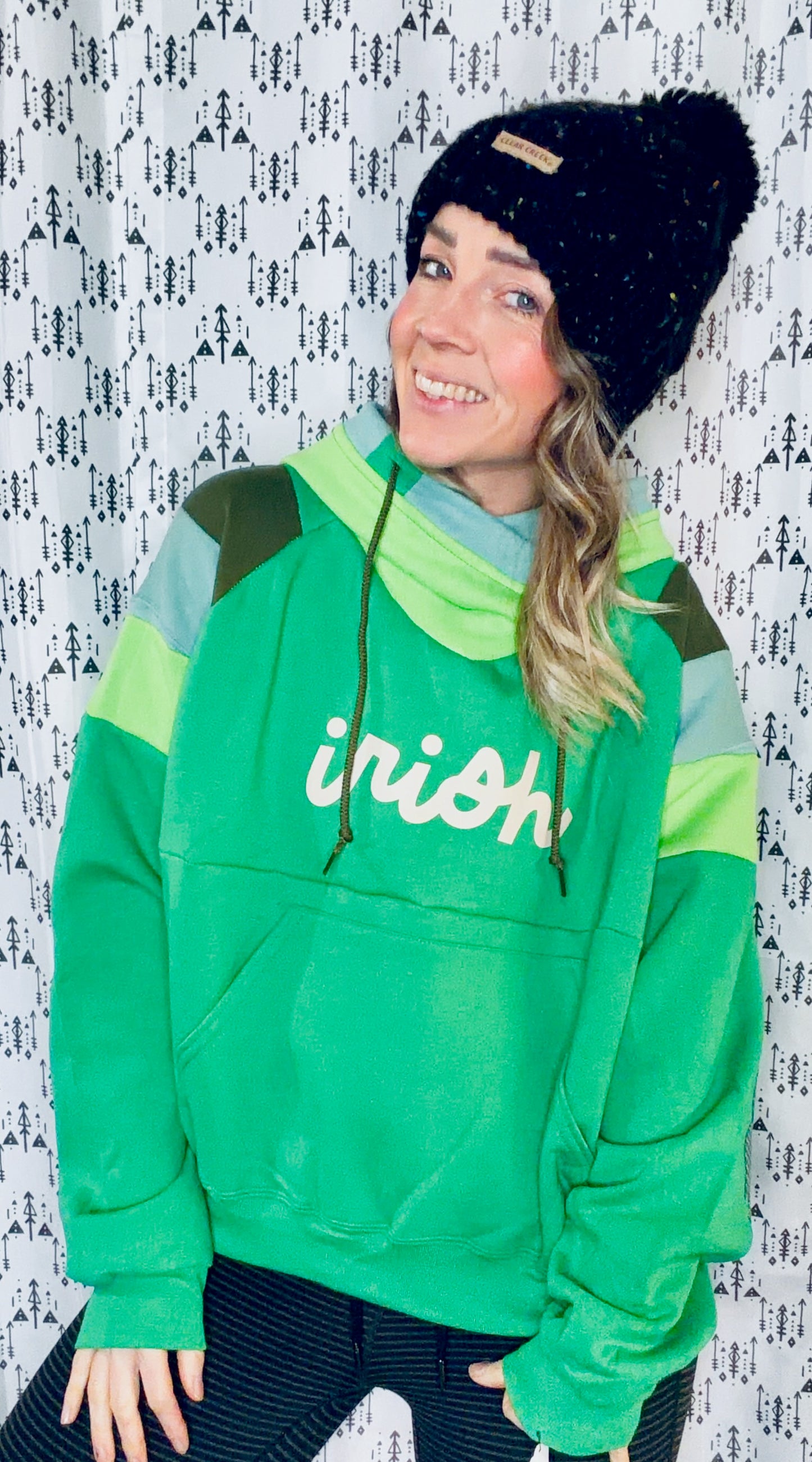 Kelly Green Irish Hoodie Size Women's-L/XL