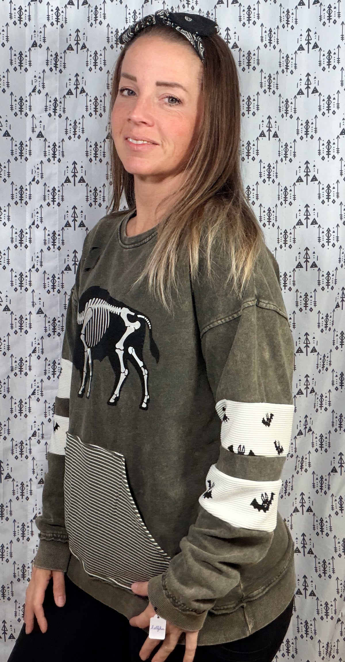Acid Wash Buffalo Skeleton Crewneck Size Women's- L/XL