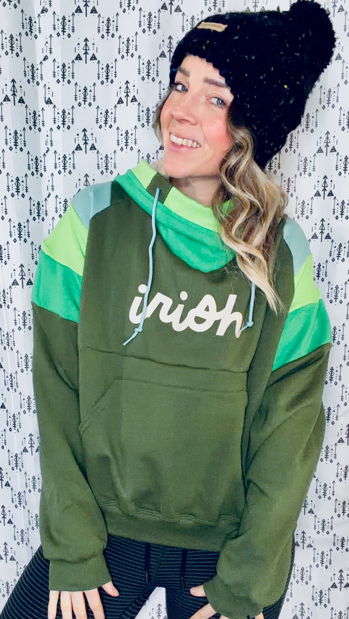 Hunter Green Irish Hoodie Size Women's- XL/2X