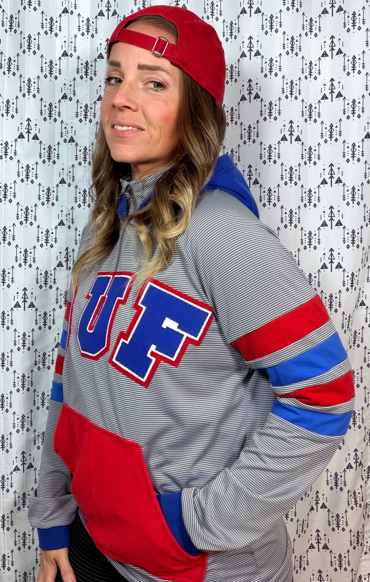Nickel City BUF 1/4 Zip Crop Hoodie Size Women's- M/L
