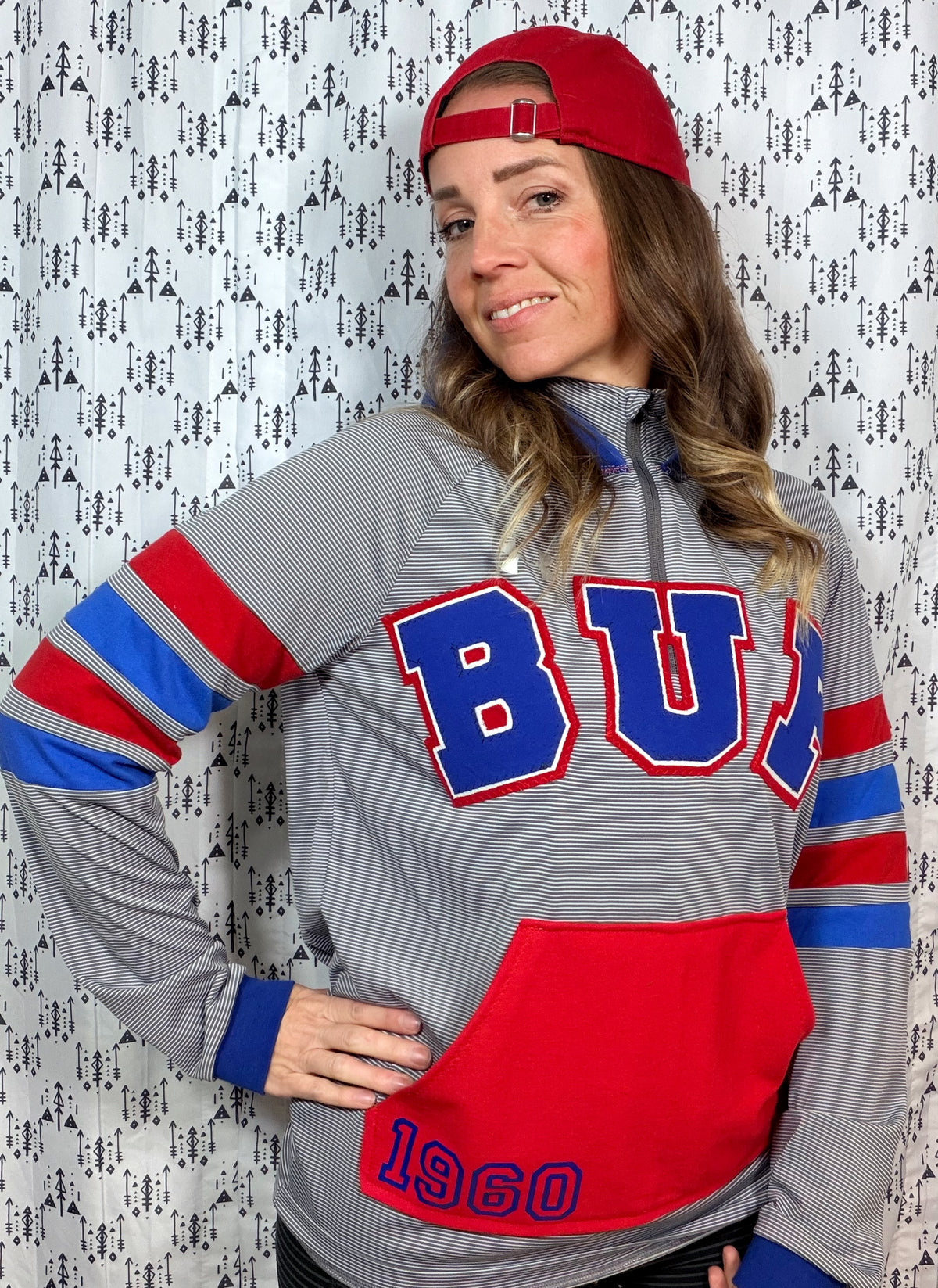 Nickel City BUF 1/4 Zip Crop Hoodie Size Women's- M/L